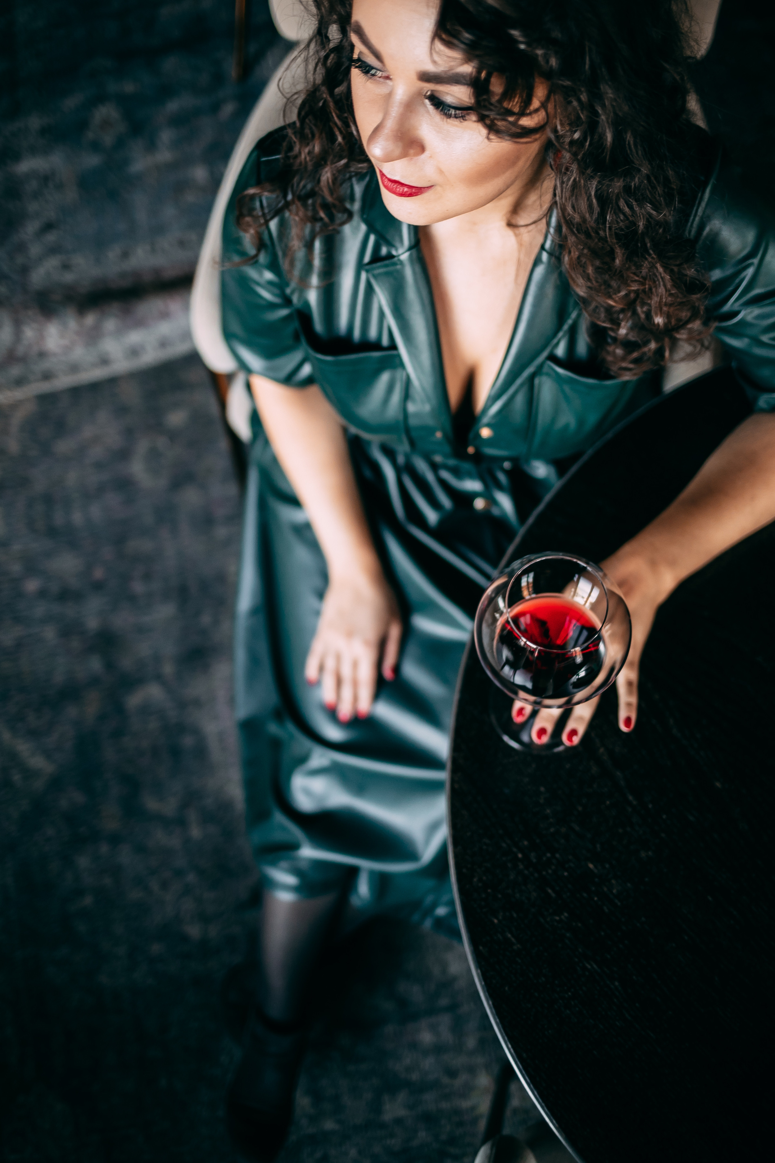 Портрет для винного блогера. Портретный фотограф в Минске Анна Волейко
