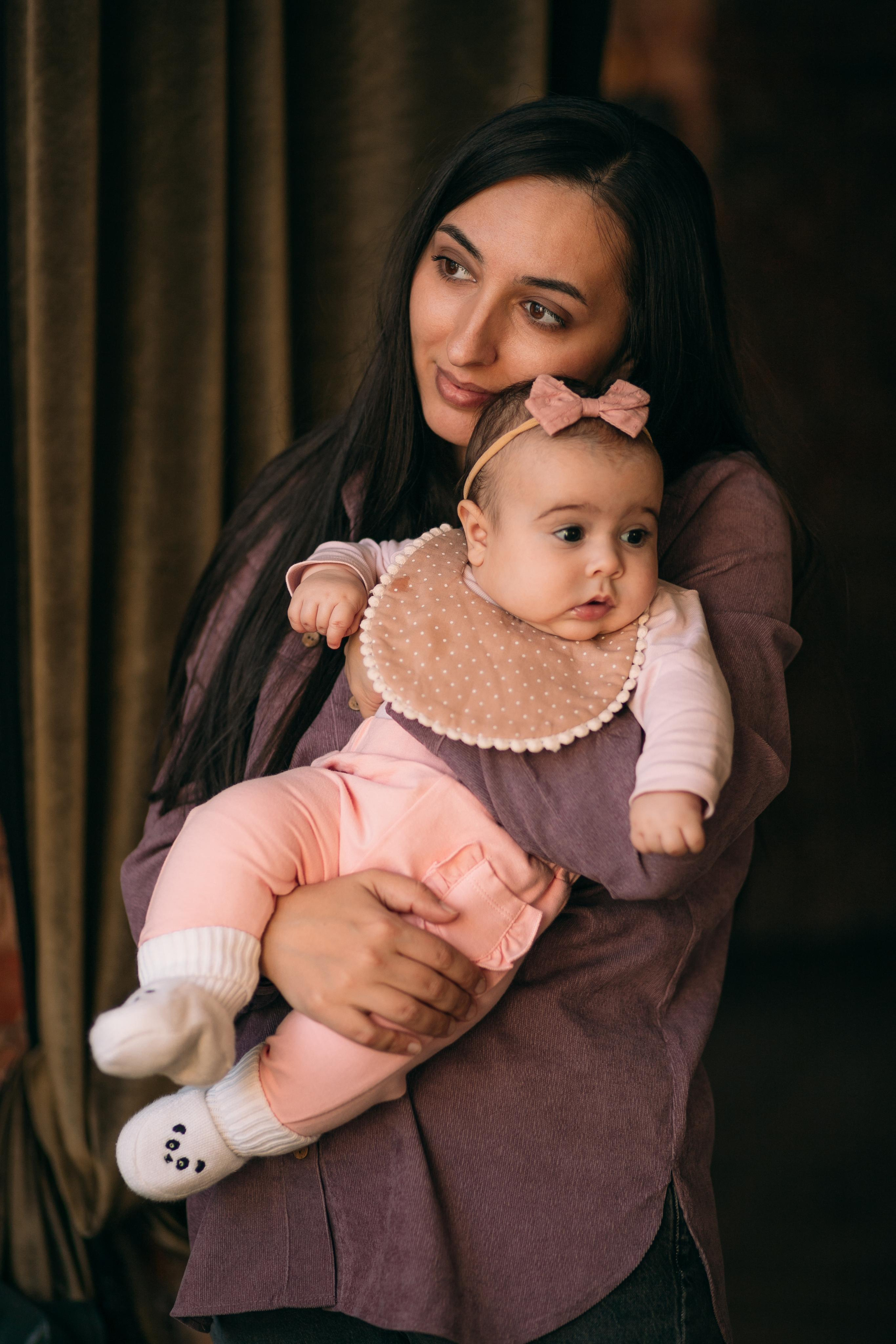 Первый выход в свет для Евы. Портретный фотограф в Минске Анна Волейко
