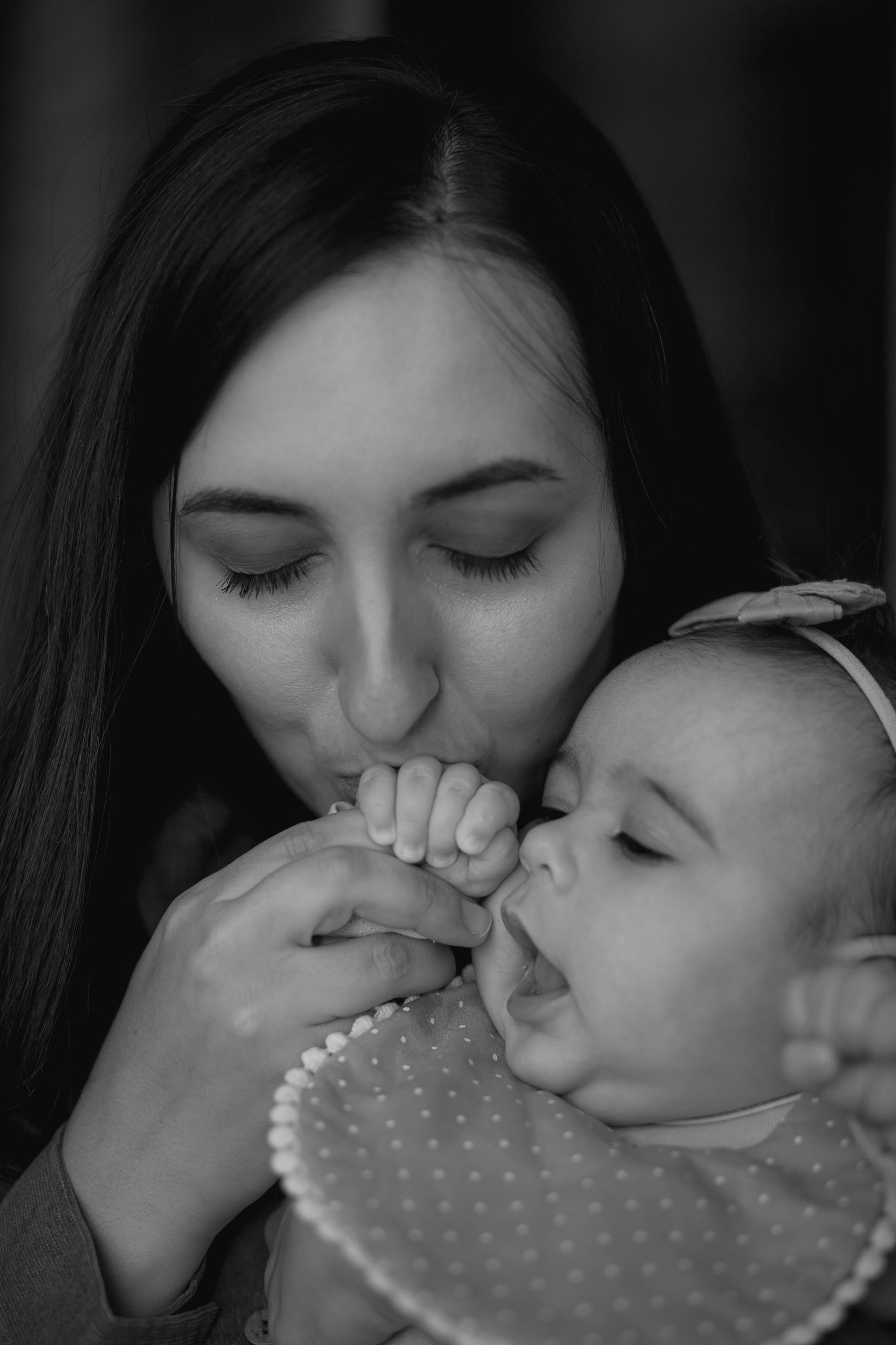 Первый выход в свет для Евы. Портретный фотограф в Минске Анна Волейко