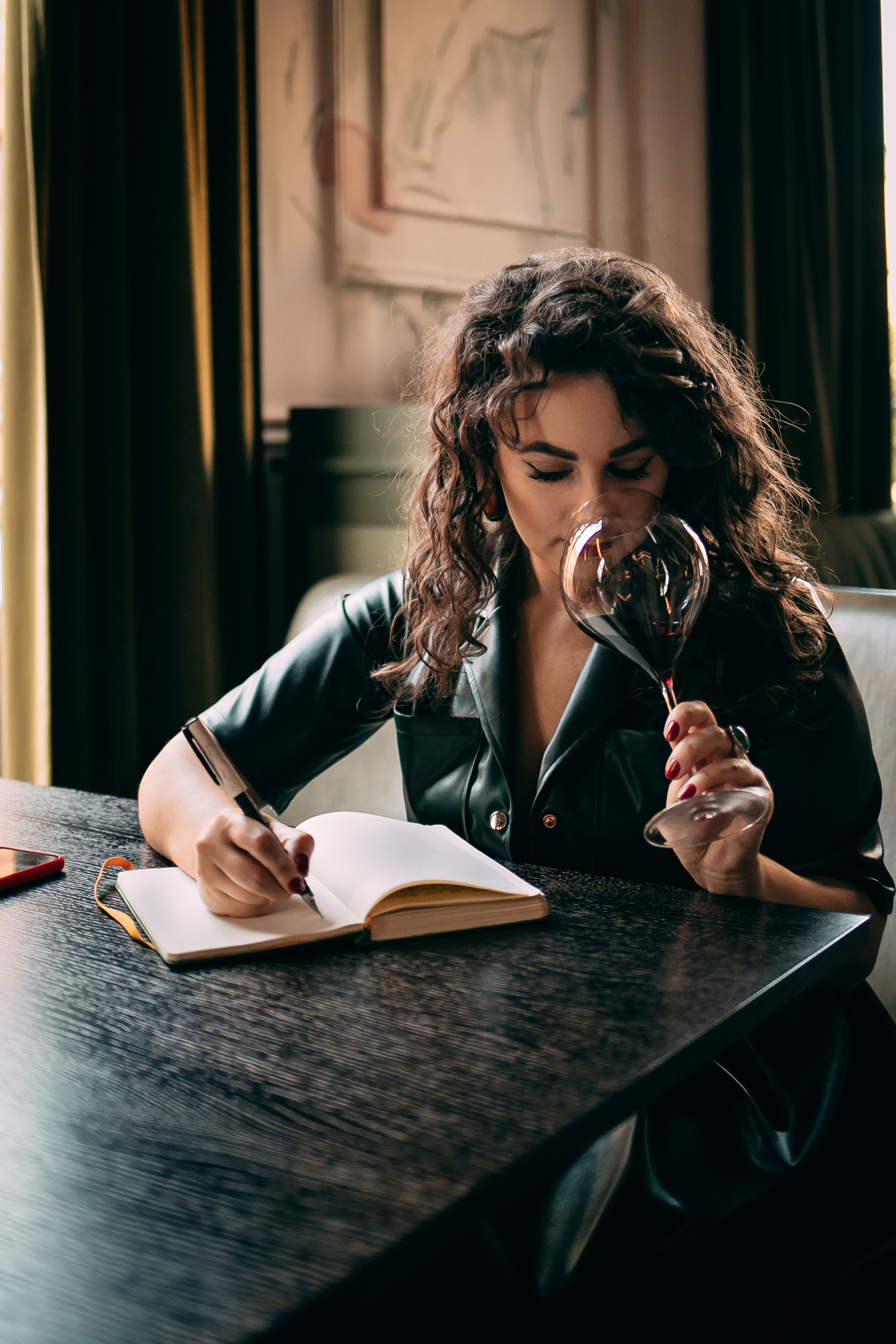 Портрет для винного блогера. Портретный фотограф в Минске Анна Волейко