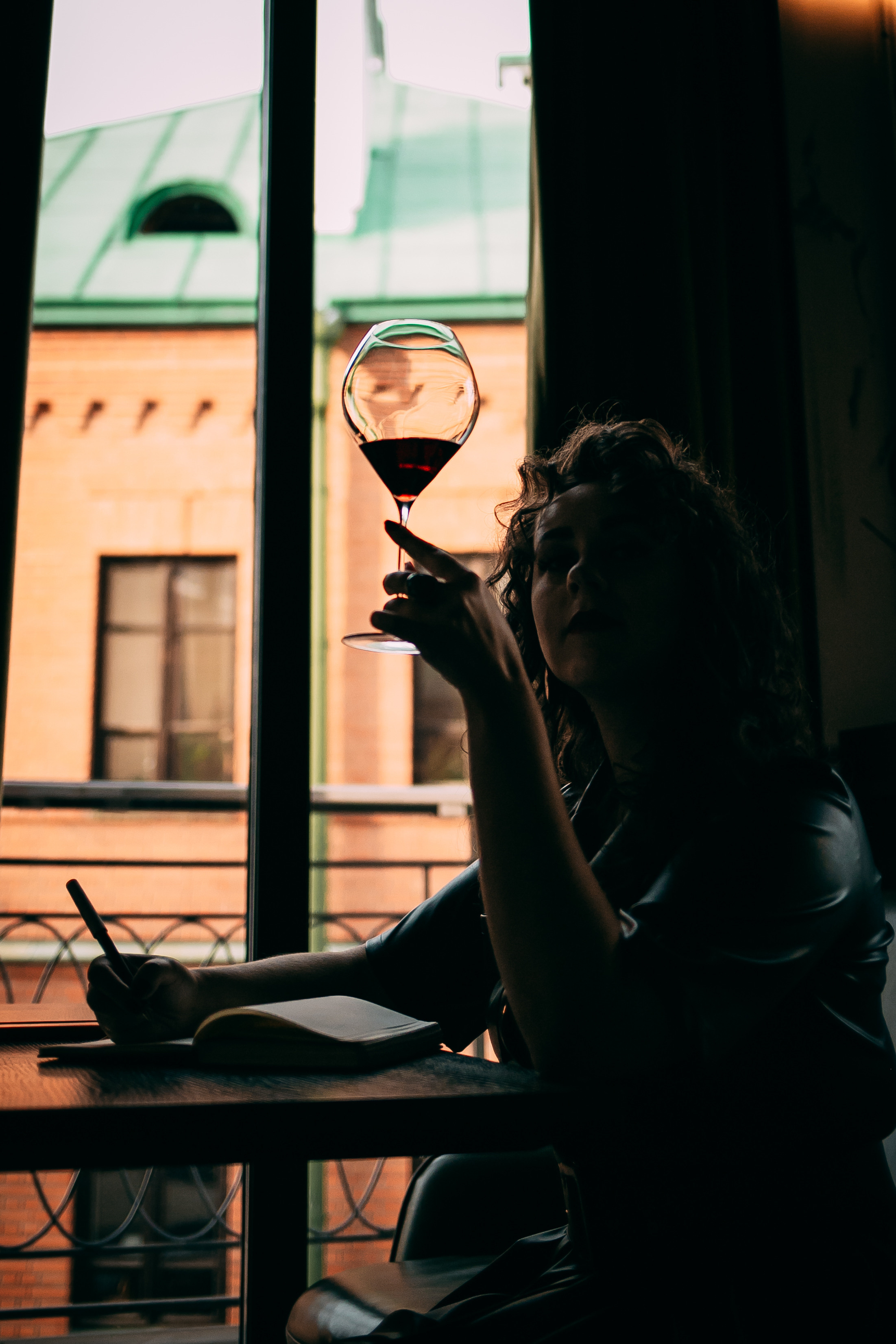 Портрет для винного блогера. Портретный фотограф в Минске Анна Волейко