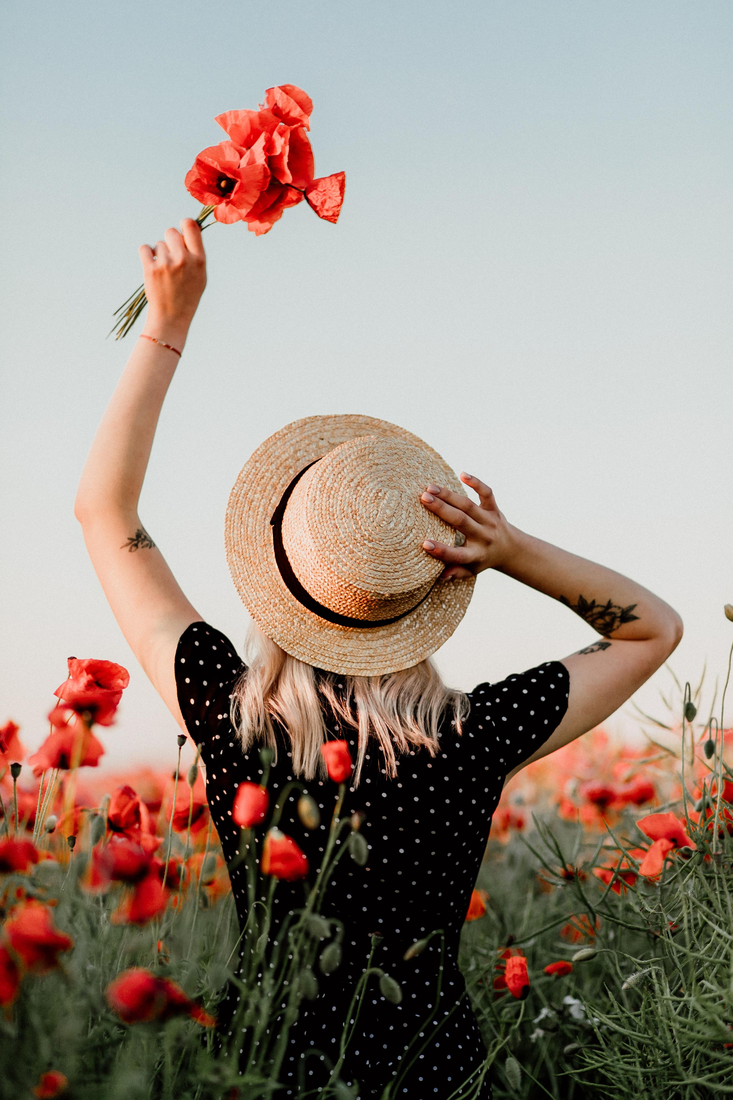Встретить рассвет в маковом поле. Портретный фотограф в Минске Анна Волейко