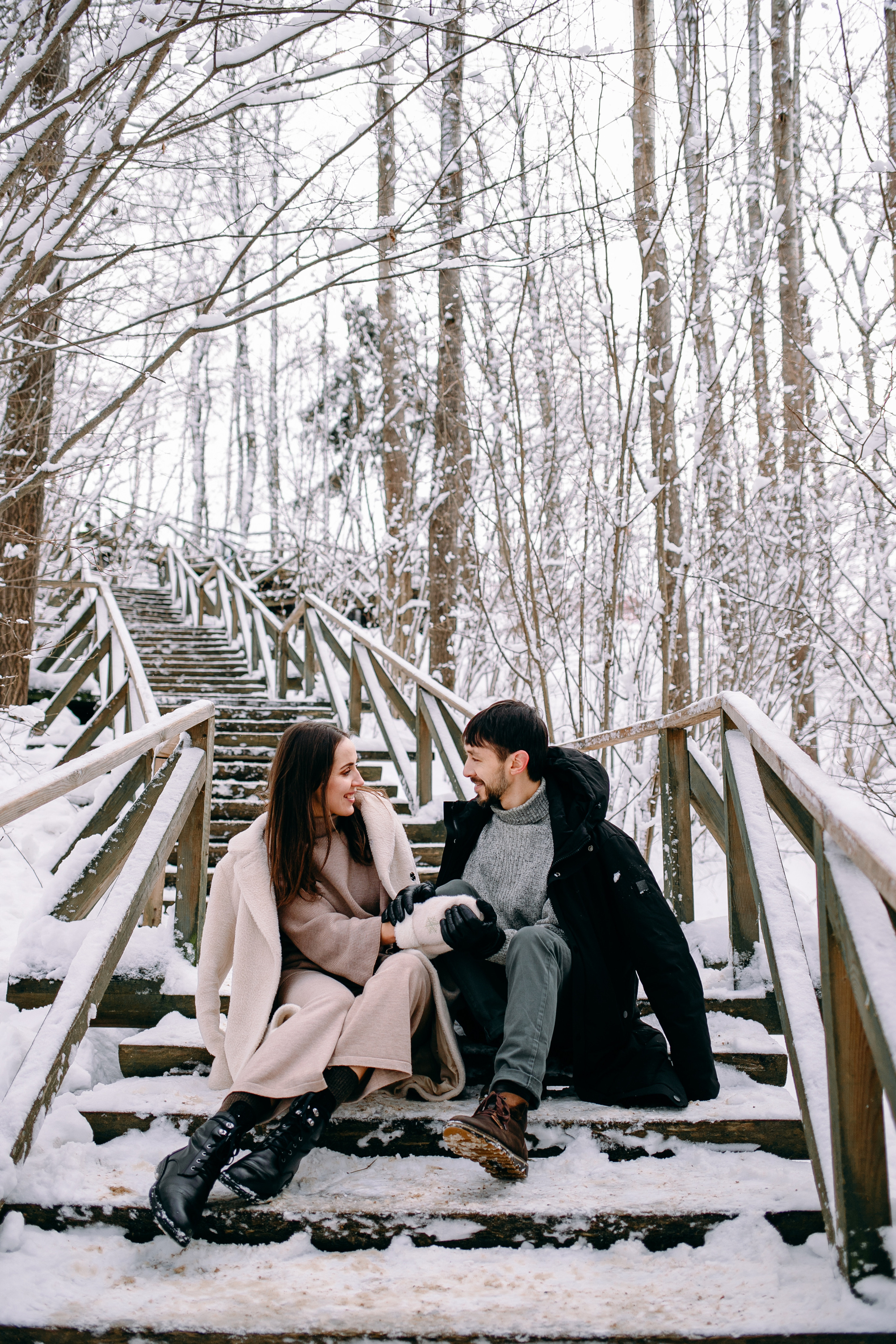 Любовь в заснеженном лесу. Портретный фотограф в Минске Анна Волейко