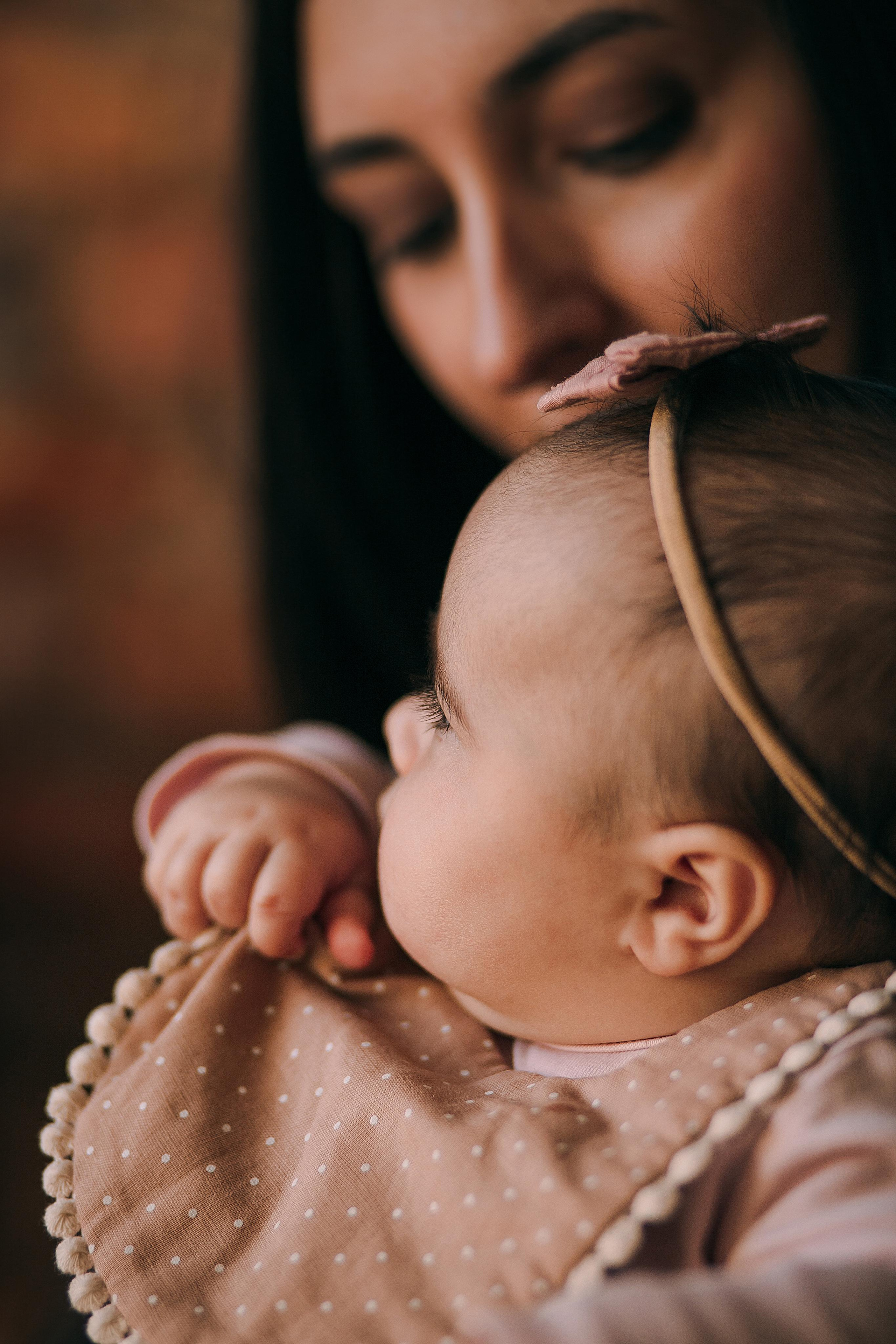 Первый выход в свет для Евы. Портретный фотограф в Минске Анна Волейко