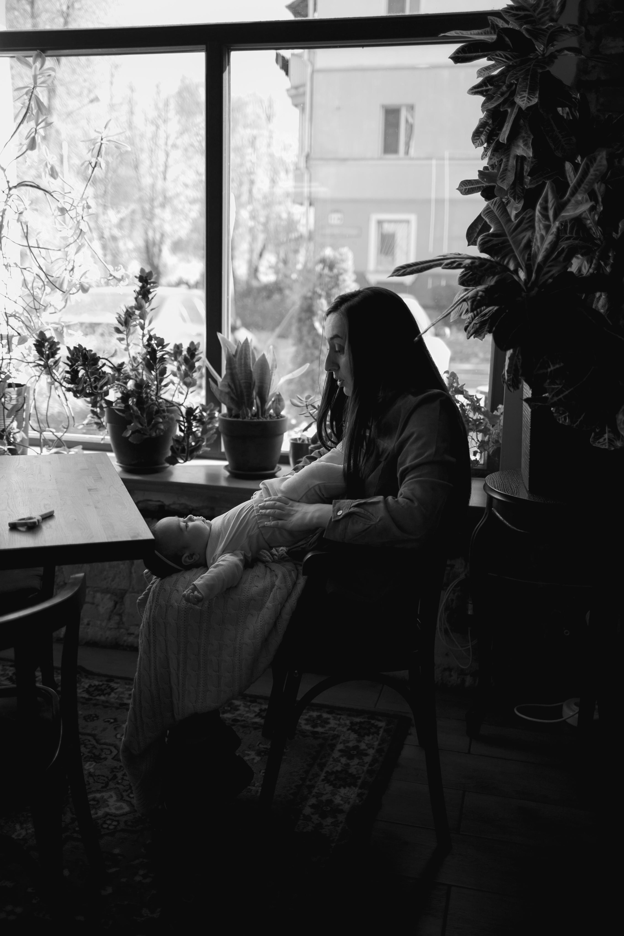 Первый выход в свет для Евы. Портретный фотограф в Минске Анна Волейко