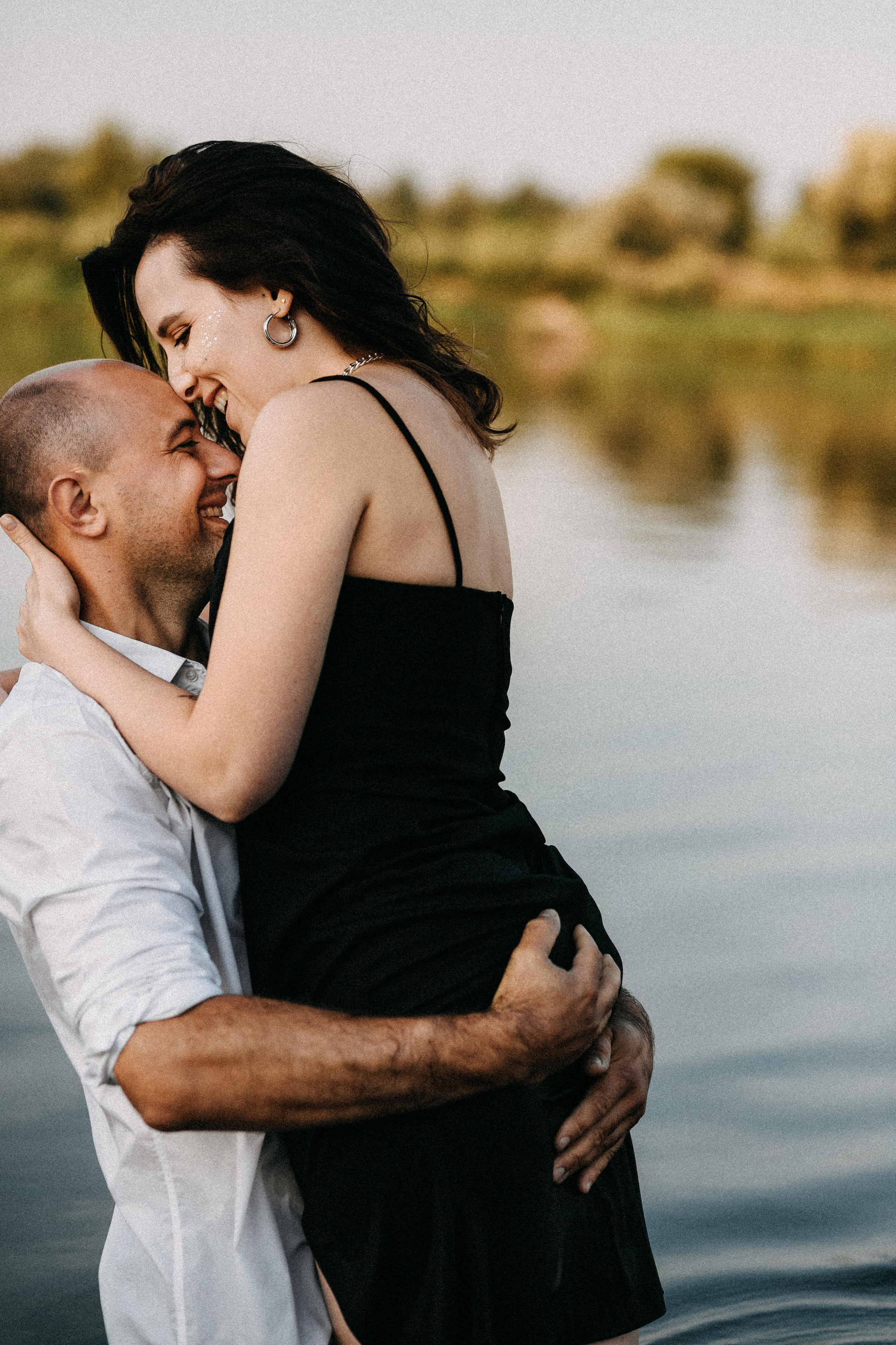 С бала на берег реки. Портретный фотограф в Минске Анна Волейко