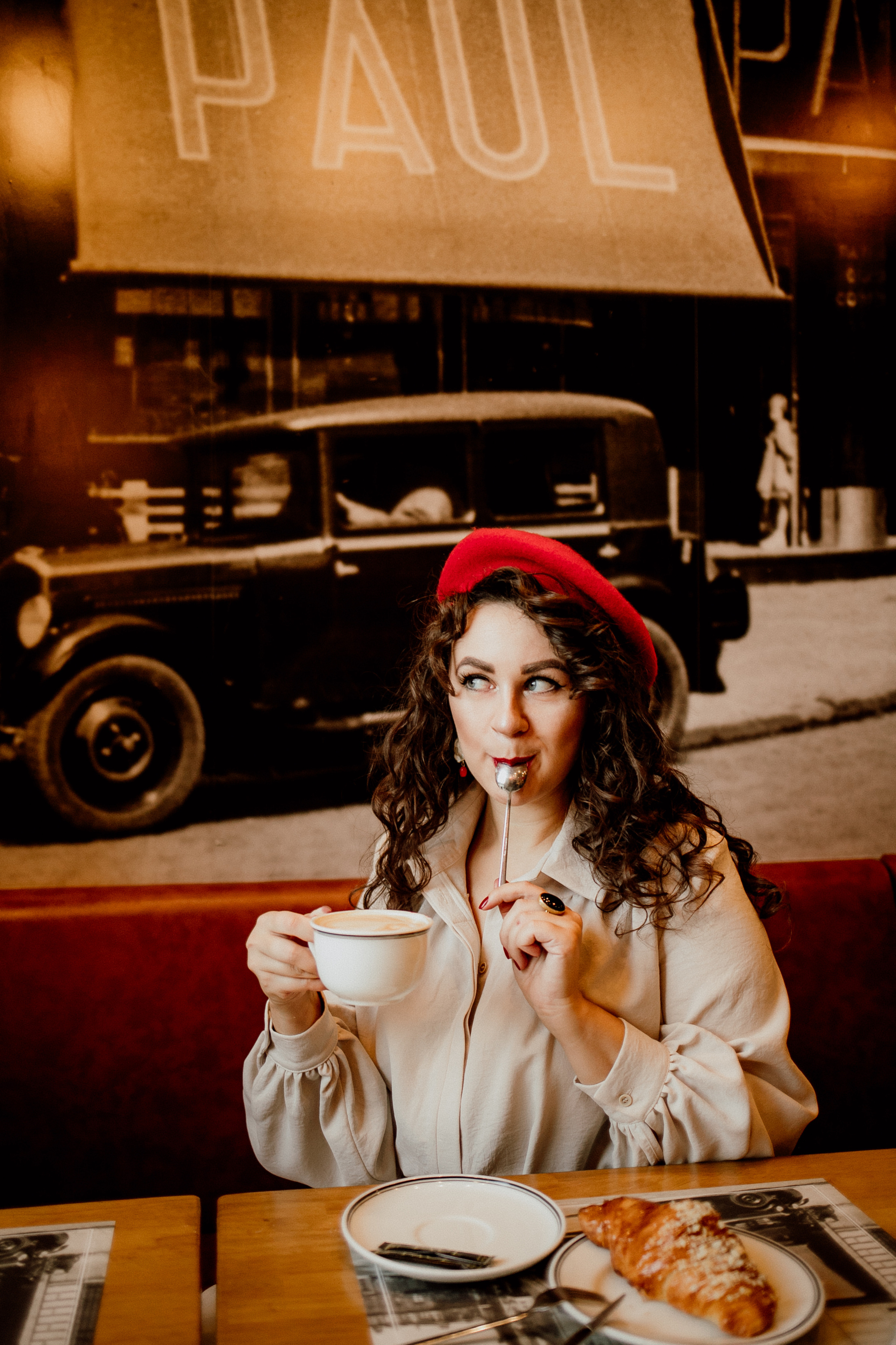 Парижское настроение в осеннем Минске. Портретный фотограф в Минске Анна Волейко