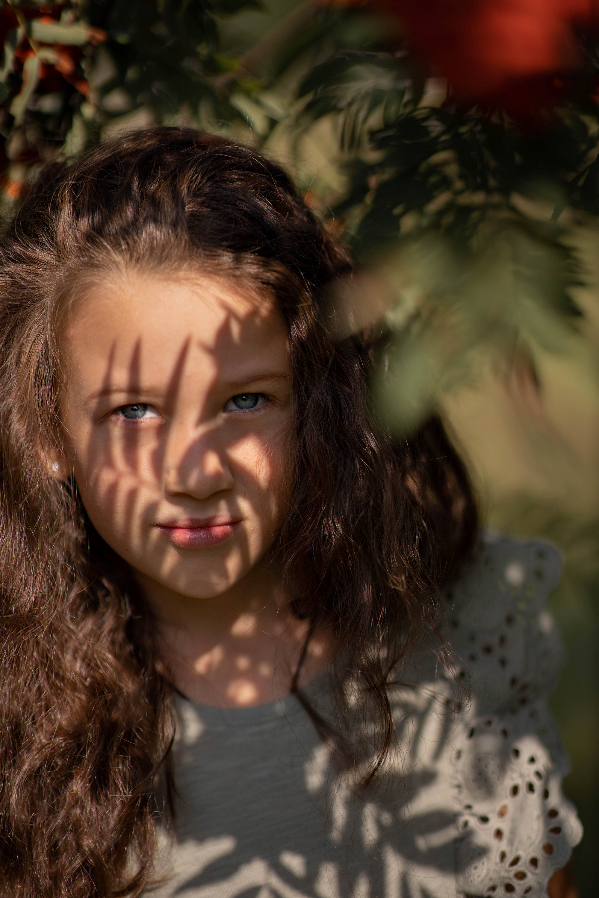 Съёмка в рябине. Детский и семейный фотограф в Твери Ольга Крестьянинова