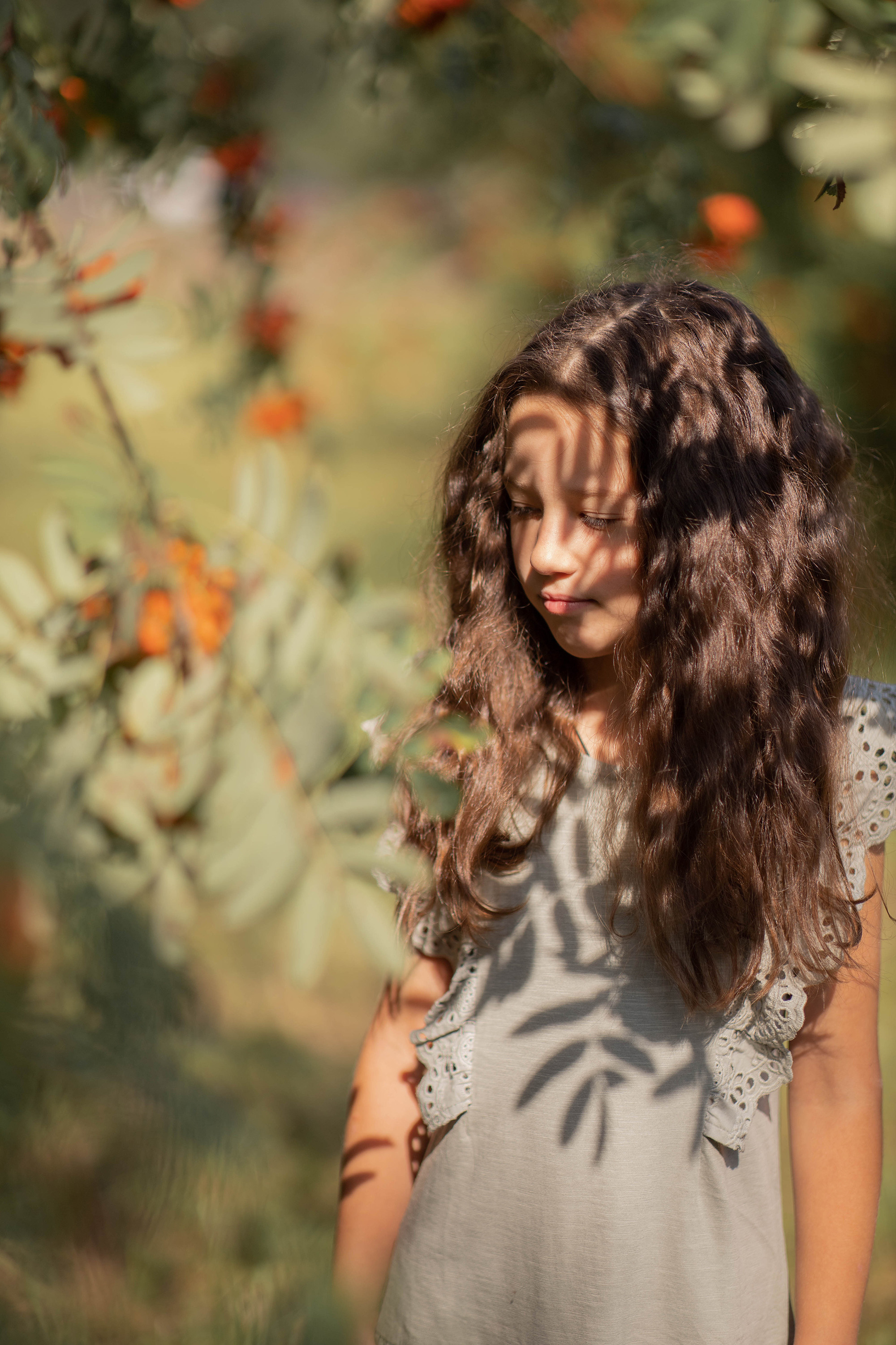 Съёмка в рябине. Детский и семейный фотограф в Твери Ольга Крестьянинова
