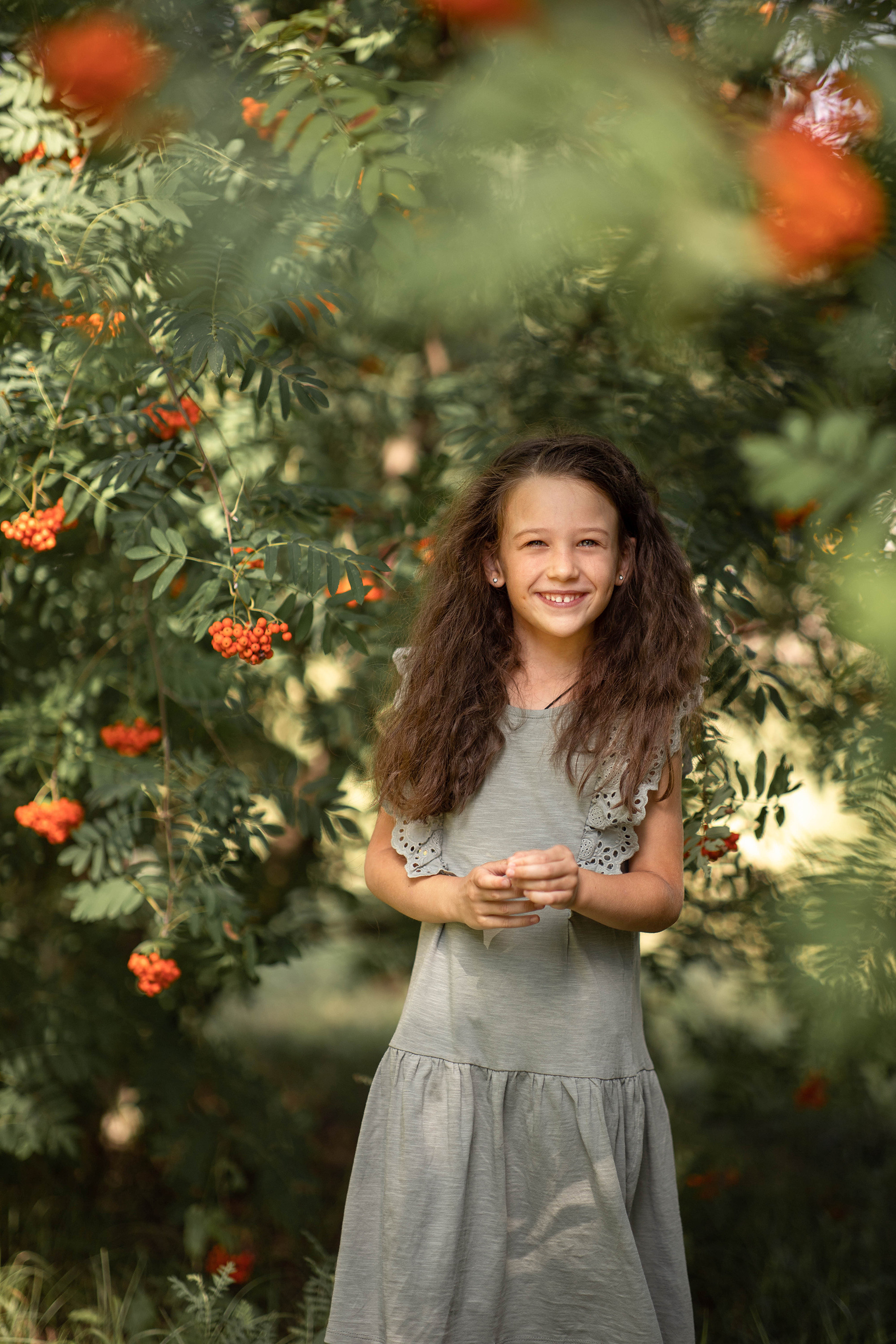 Съёмка в рябине. Детский и семейный фотограф в Твери Ольга Крестьянинова
