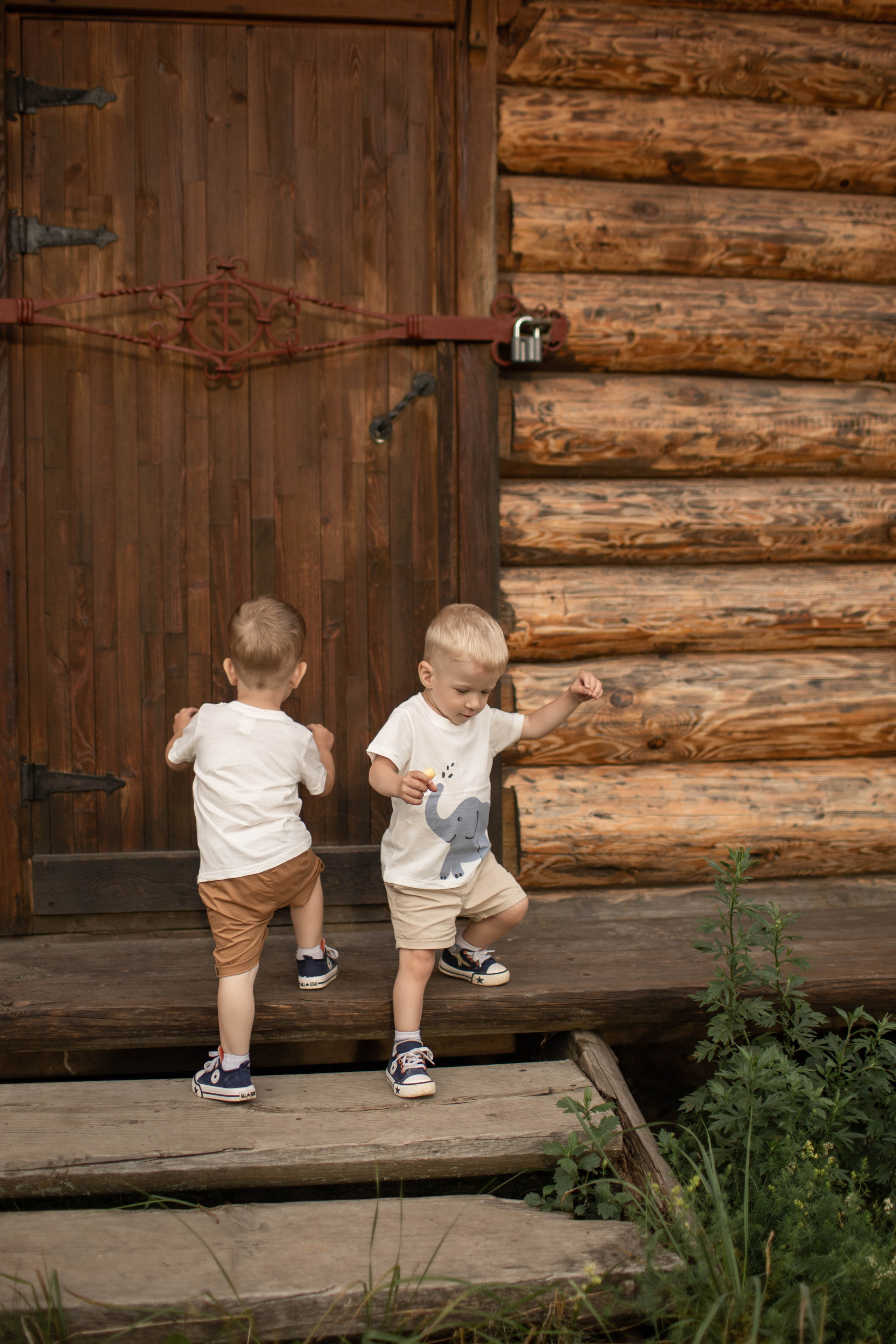Прогулка на Орше с Кириллом и Марком. Детский и семейный фотограф в Твери Ольга Крестьянинова
