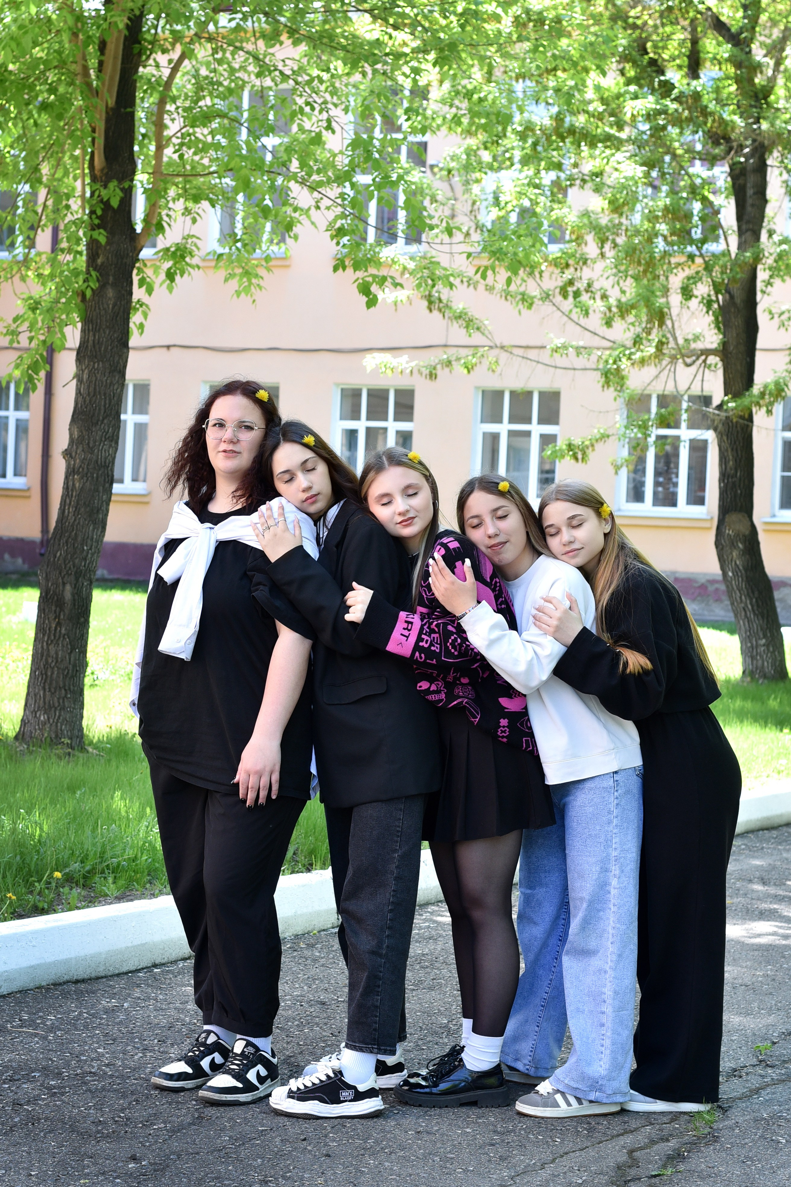 ФОТОСЕССИЯ В ПАРКЕ весна. Школьный фотограф ЛАРИСА МАТВЕЕНКО