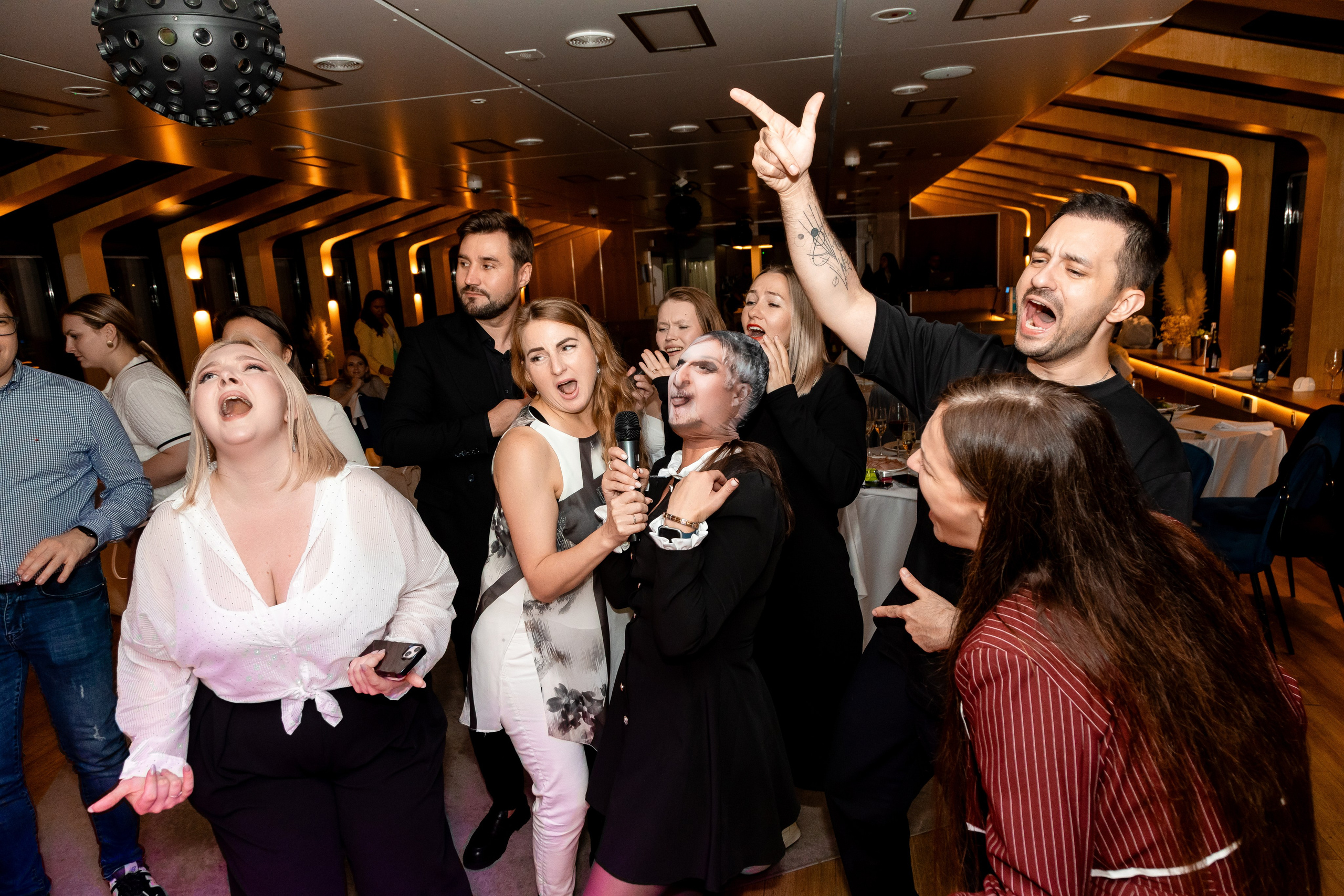 На воде. Главная