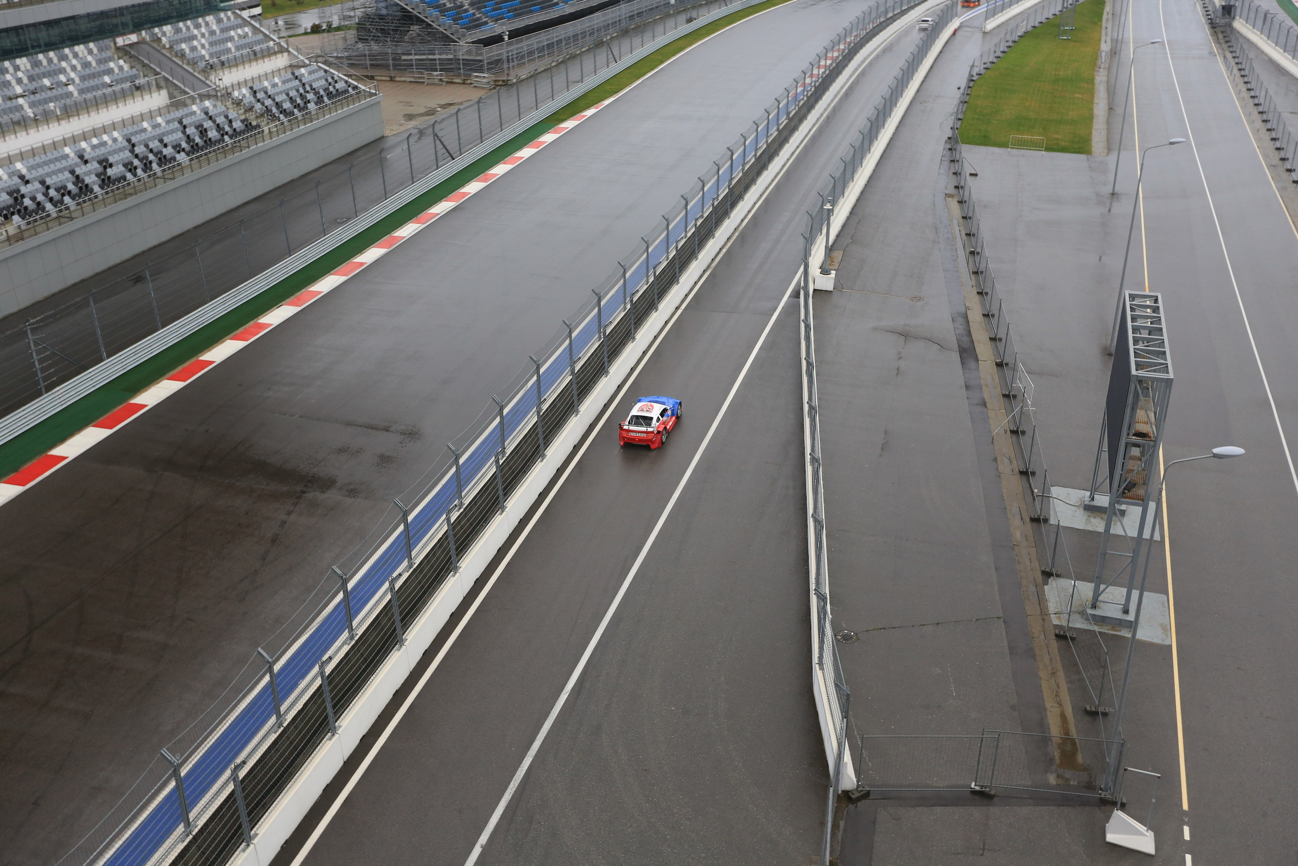 Этап соревнований Mitjet Series Russia, Сочи Автодром. Свадебный и портретный фотограф в Пятигорске, КМВ — Власова Юля