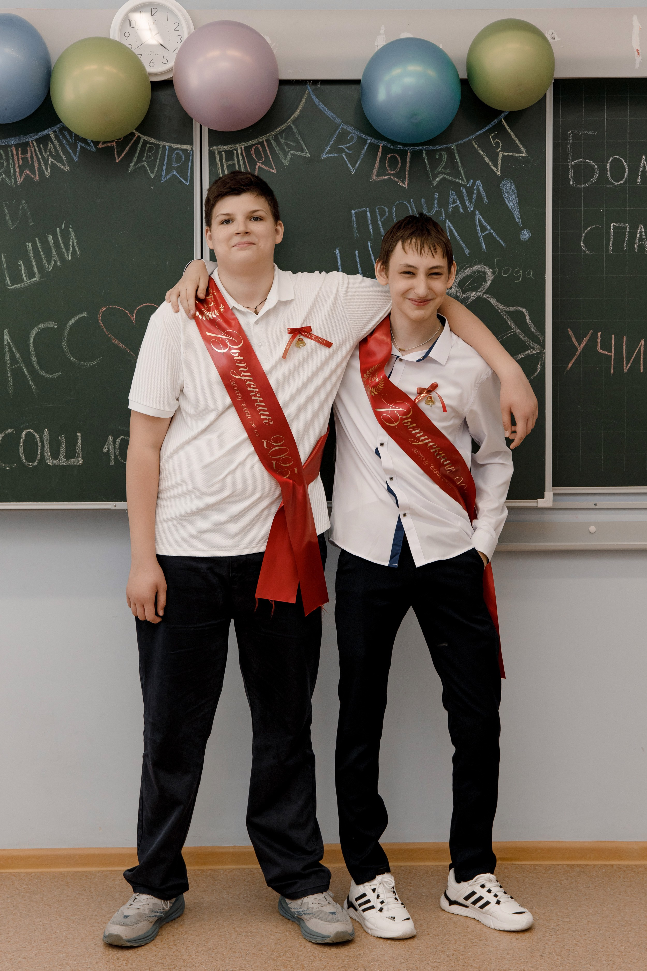 Школа 107 г. Краснодар. Выпускные альбомы в Краснодарском крае