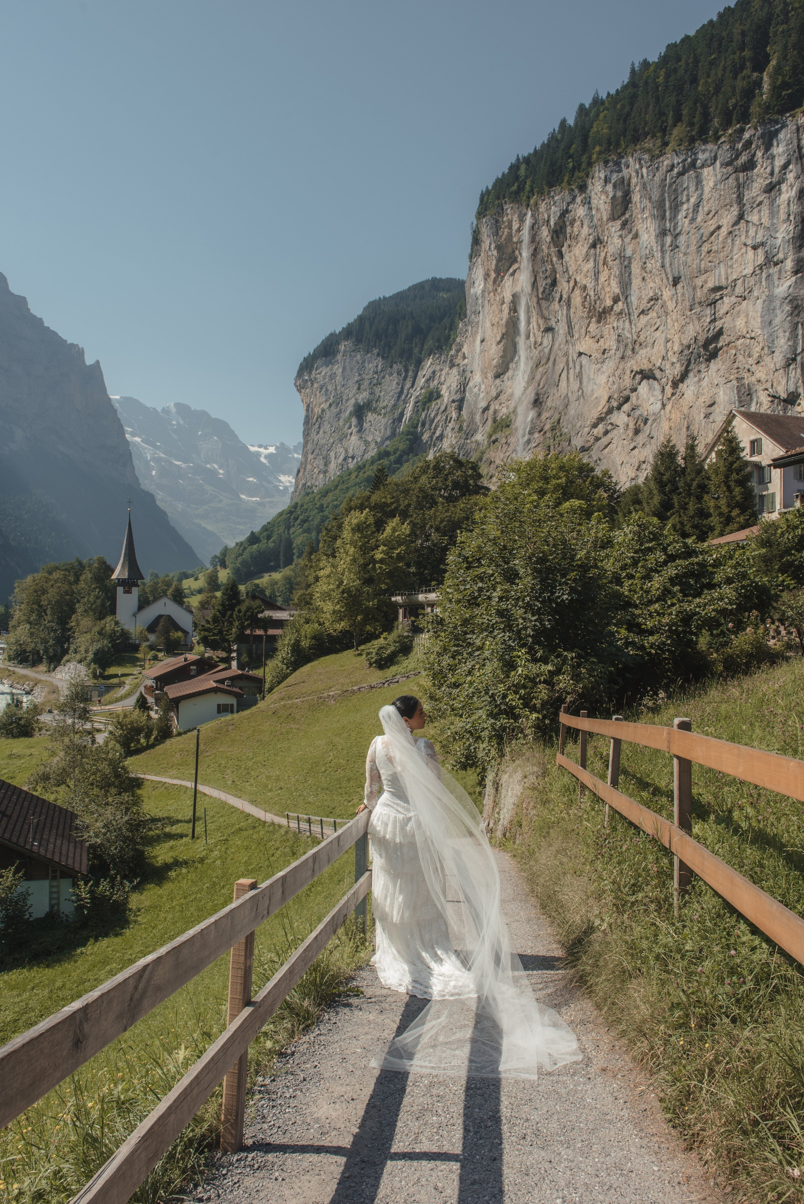 Berta & Orlando (Lauterbrunnen, Switzerland). Photographer in Interlaken area