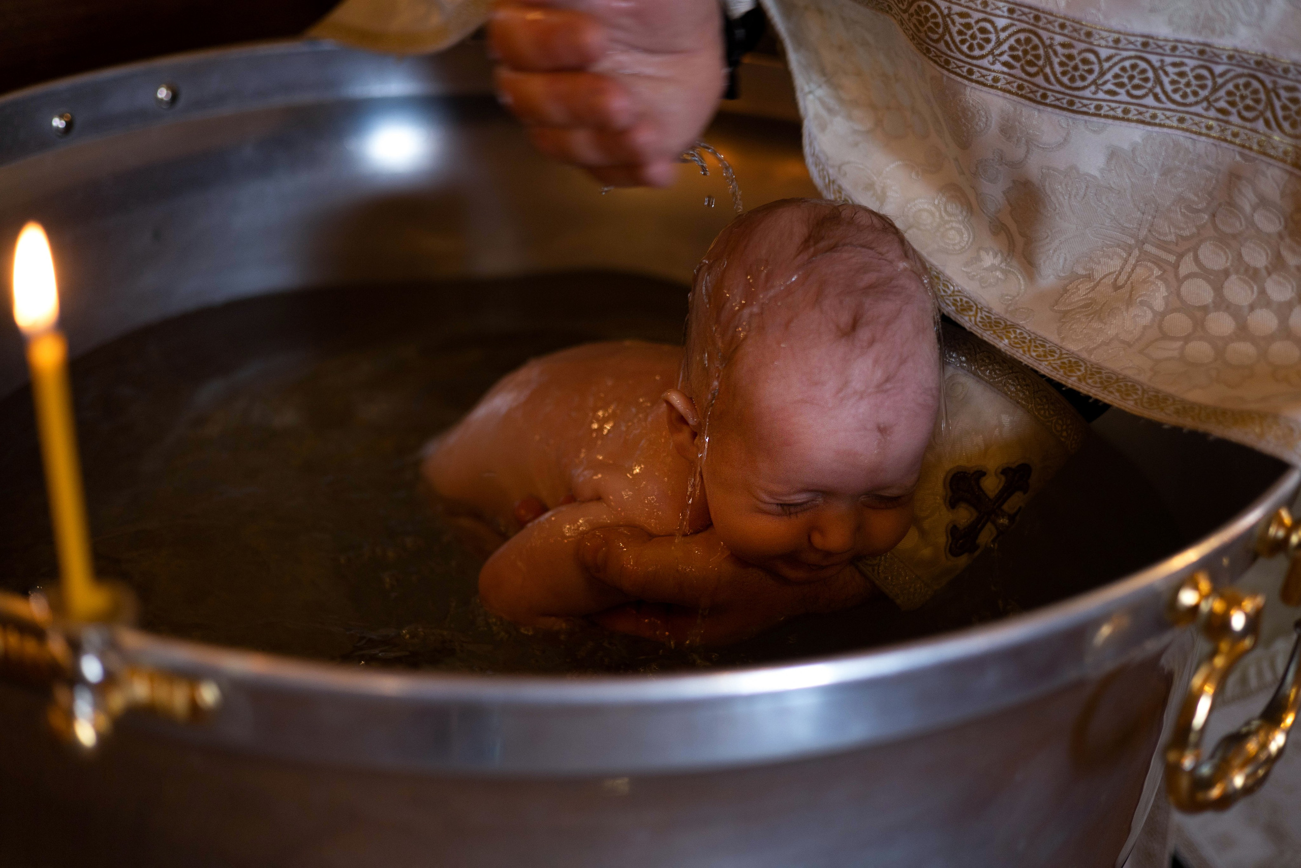Крещение Саратов новорожденные детская фотосессия ньюборн таинство