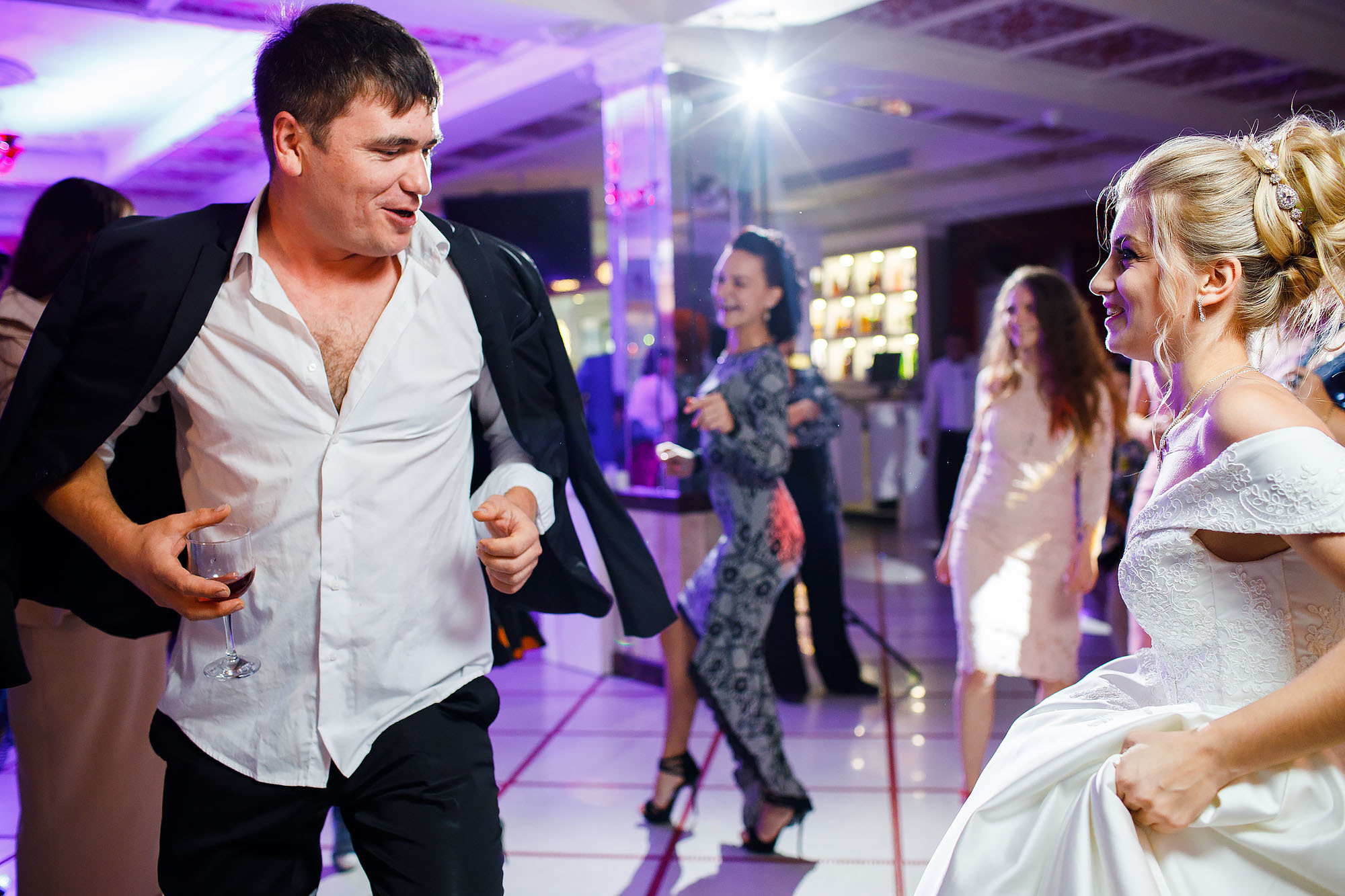 Роман и Юля. Изящная и грациозная свадебная пара. Свадебный фотограф Краснодар, Сочи, Геленджик, Анапа, Ростов