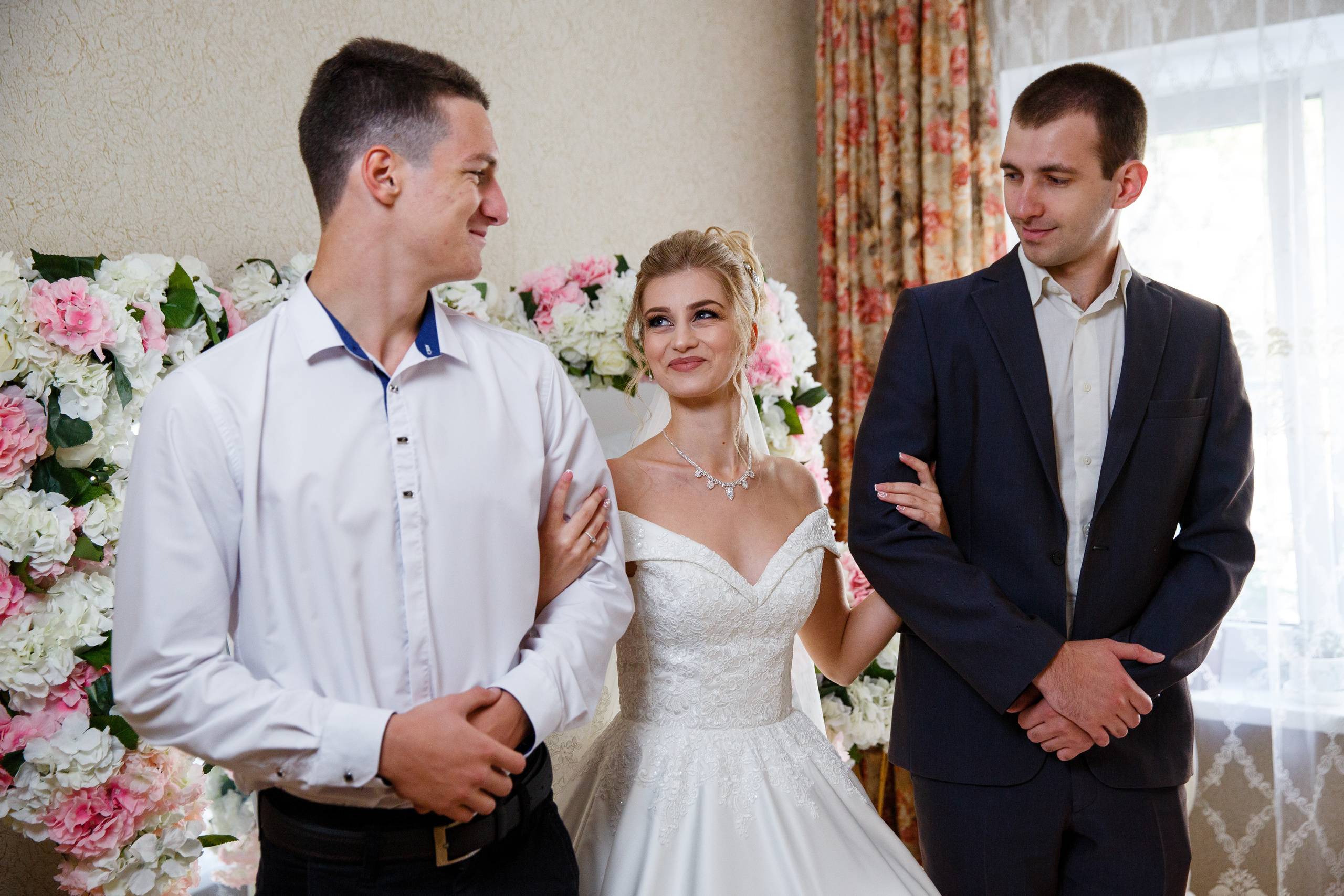 Роман и Юля. Изящная и грациозная свадебная пара. Свадебный фотограф Краснодар, Сочи, Геленджик, Анапа, Ростов