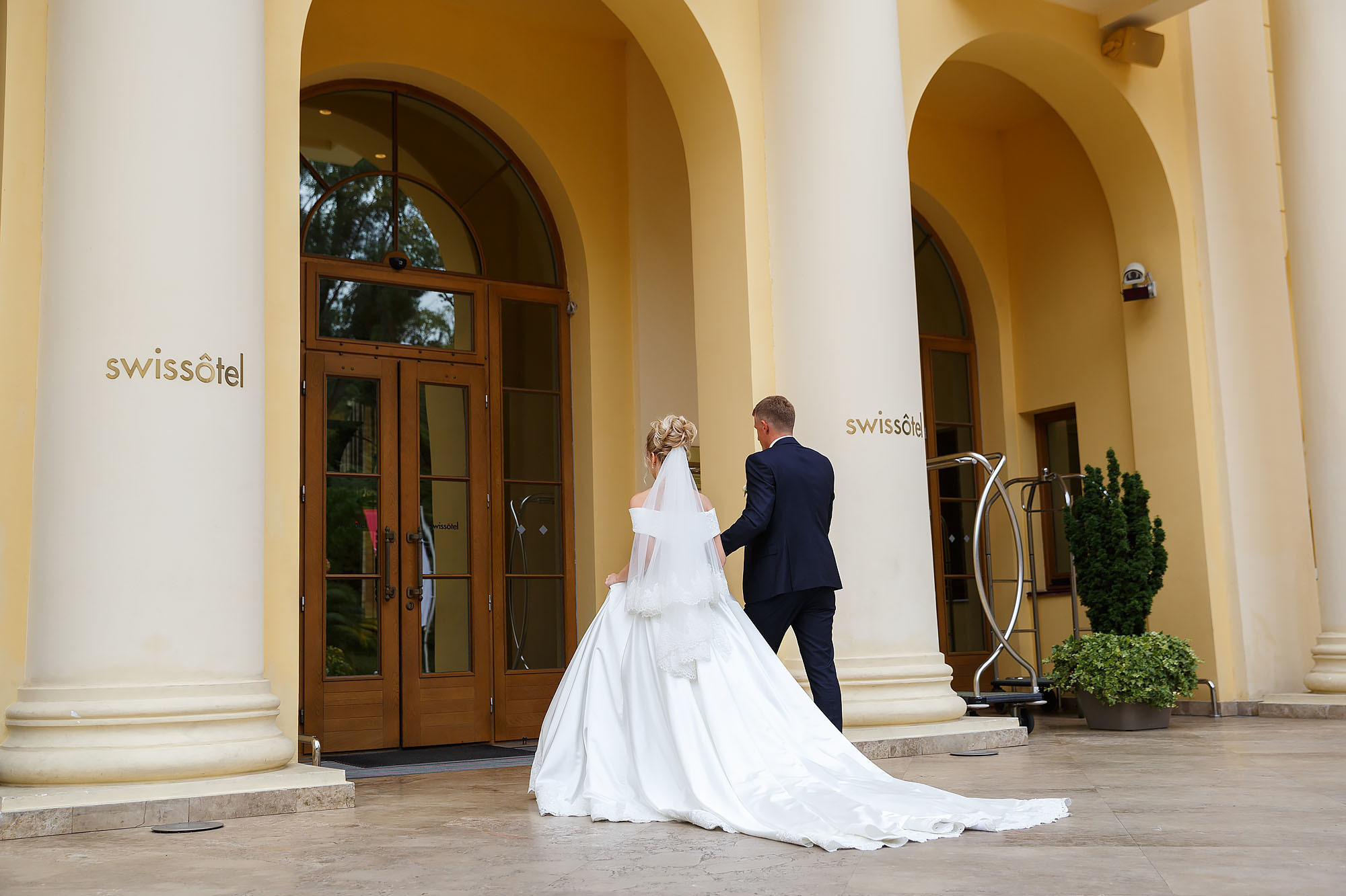 Роман и Юля. Изящная и грациозная свадебная пара. Свадебный фотограф Краснодар, Сочи, Геленджик, Анапа, Ростов