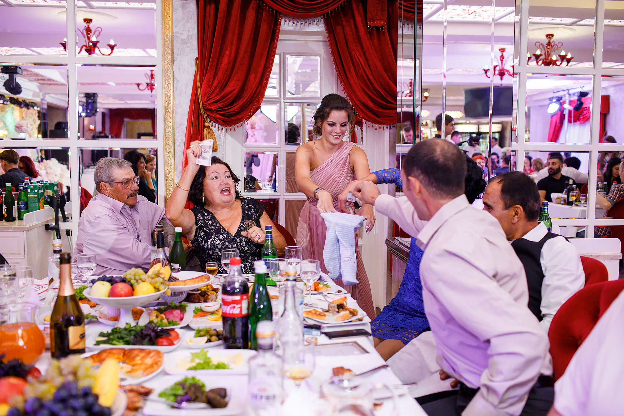 Роман и Юля. Изящная и грациозная свадебная пара. Свадебный фотограф Краснодар, Сочи, Геленджик, Анапа, Ростов