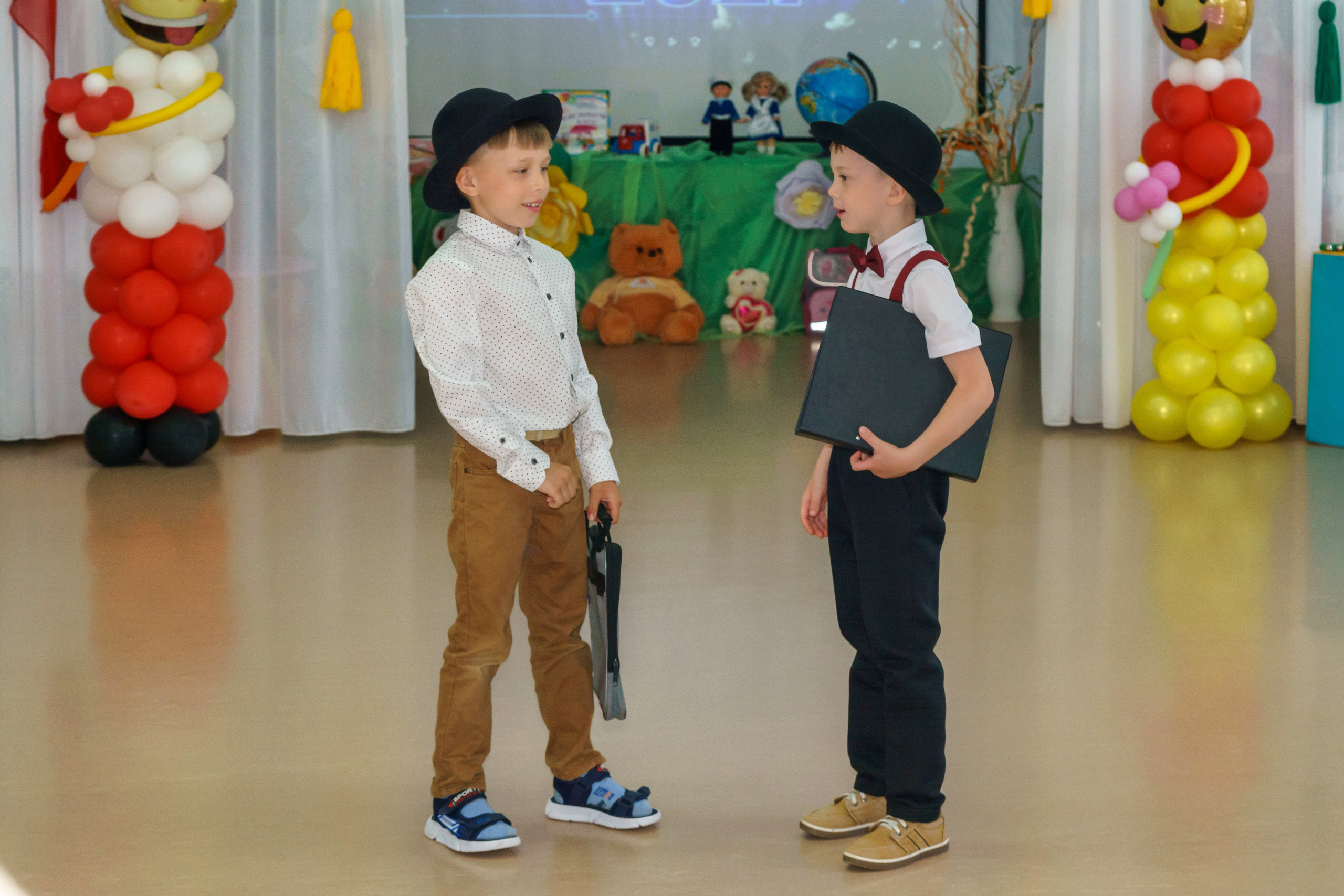 Фотографии Соколова Михаила в городе Пермь. Михаил Соколов Выпускные альбомы для детских садов и школ в г. Пермь