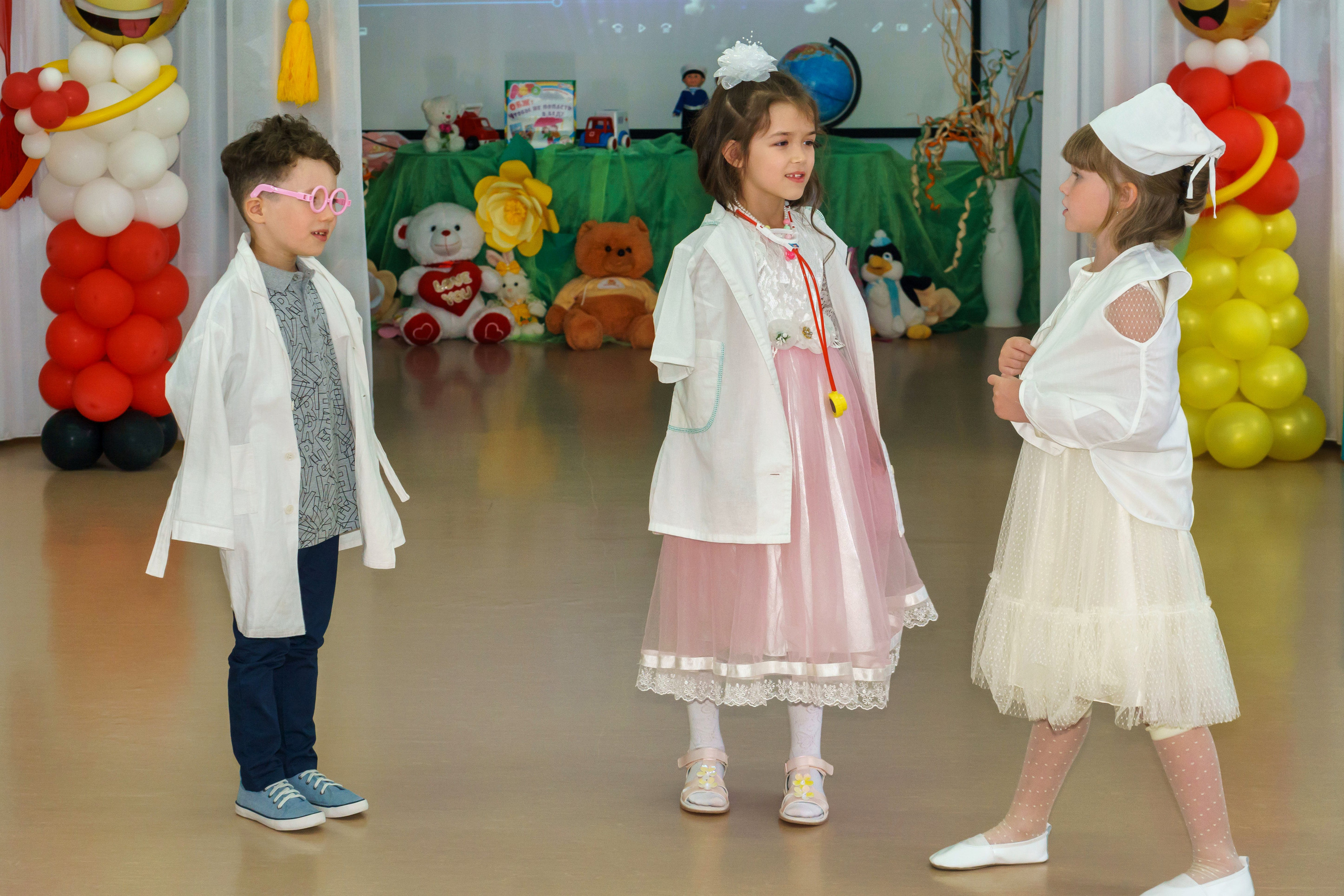 Фотографии Соколова Михаила в городе Пермь. Михаил Соколов Выпускные альбомы для детских садов и школ в г. Пермь