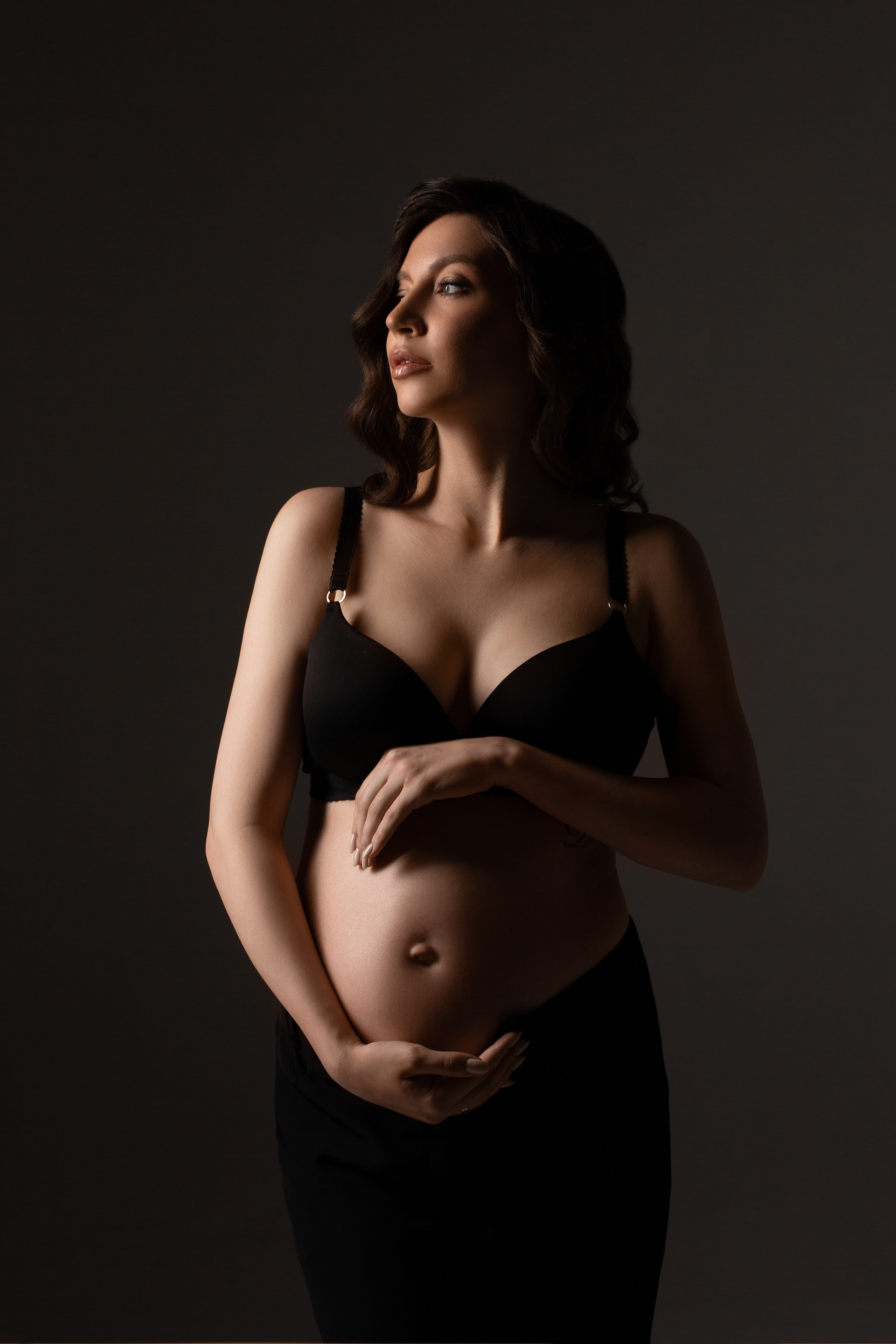 Фотосессия беременности Тюмень. Фотограф в стиле минимализм Тюмень