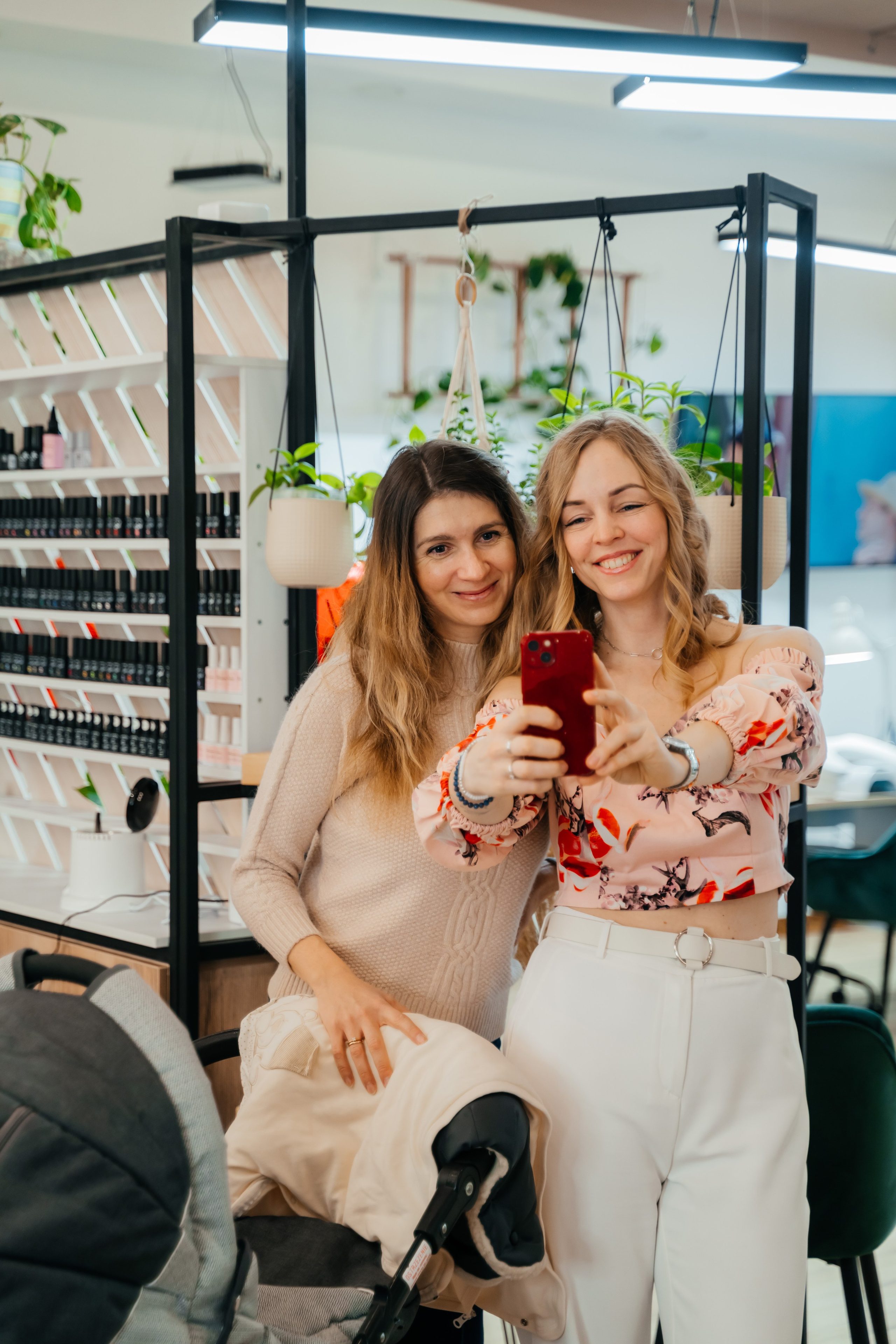 Открытие салона BrowHouse. Семейный фотограф в Саратове