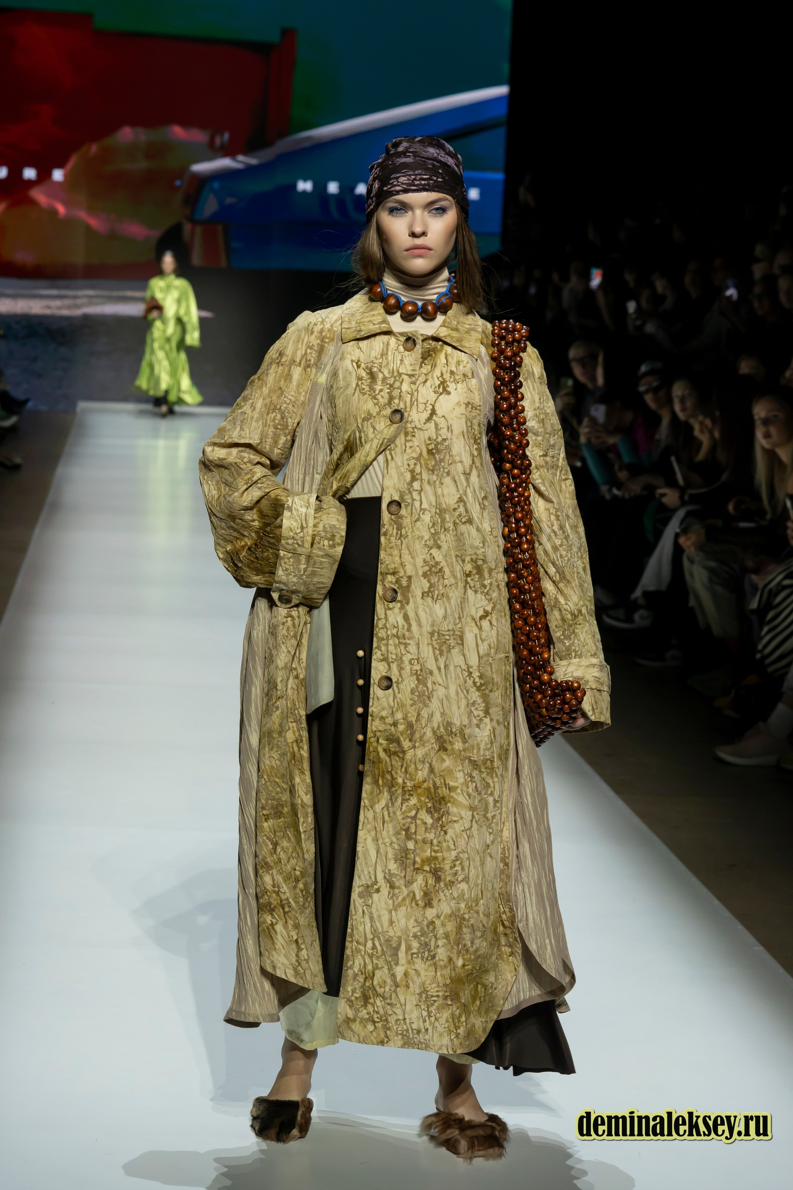 Московская неделя моды 2024 4 октября дизайнер Measure Махачкала. Репортажный, семейный и студийный фотограф в Москве Демин Алексей