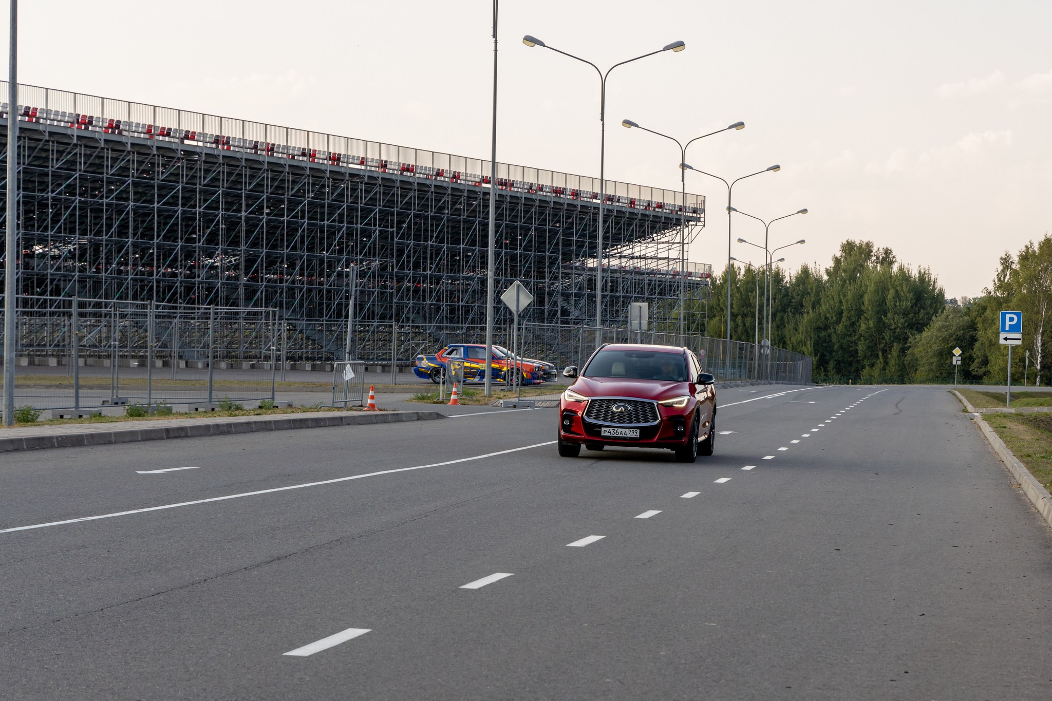 Infiniti QX55. Репортажный, семейный и студийный фотограф в Москве Демин Алексей