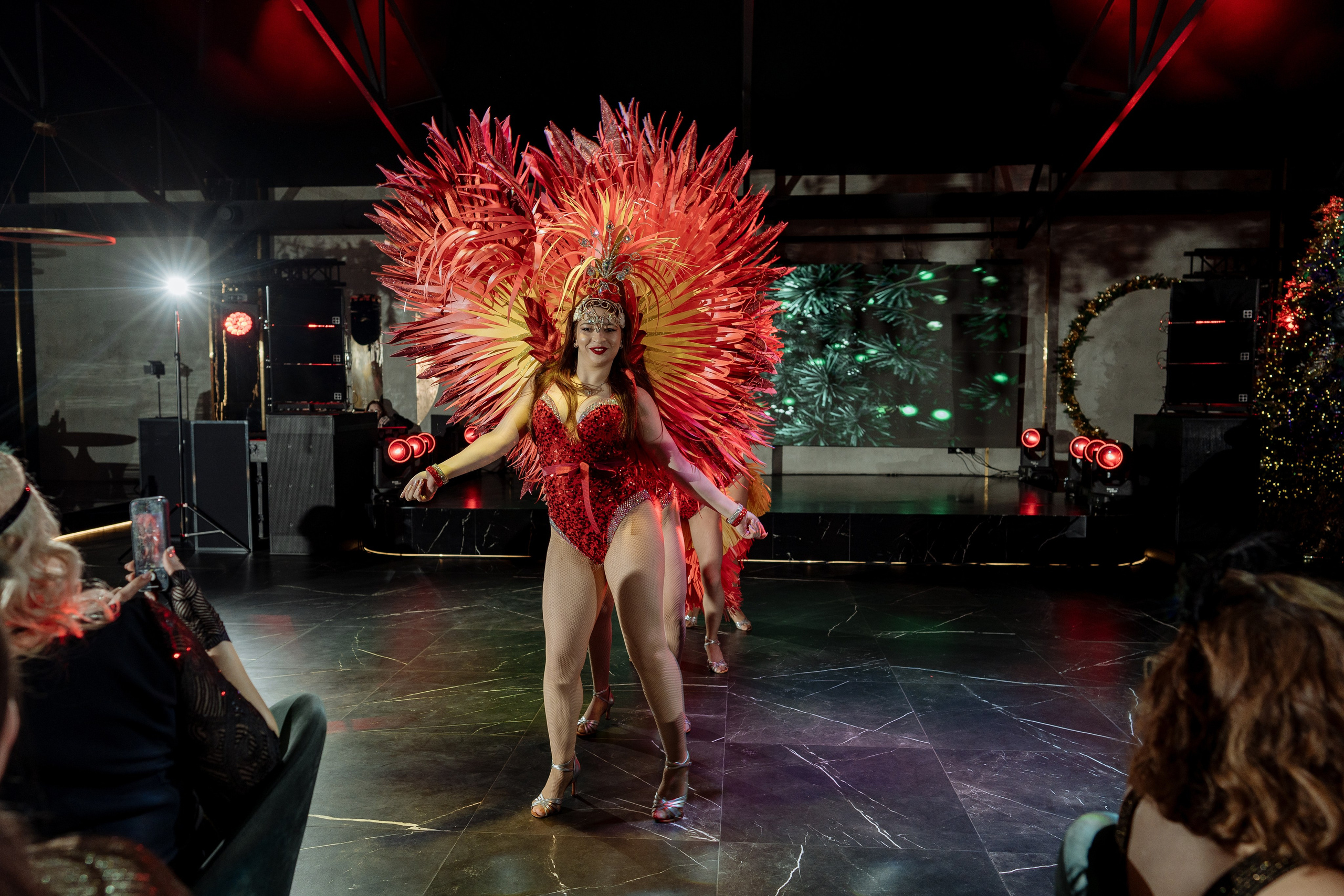 Альбион Тур