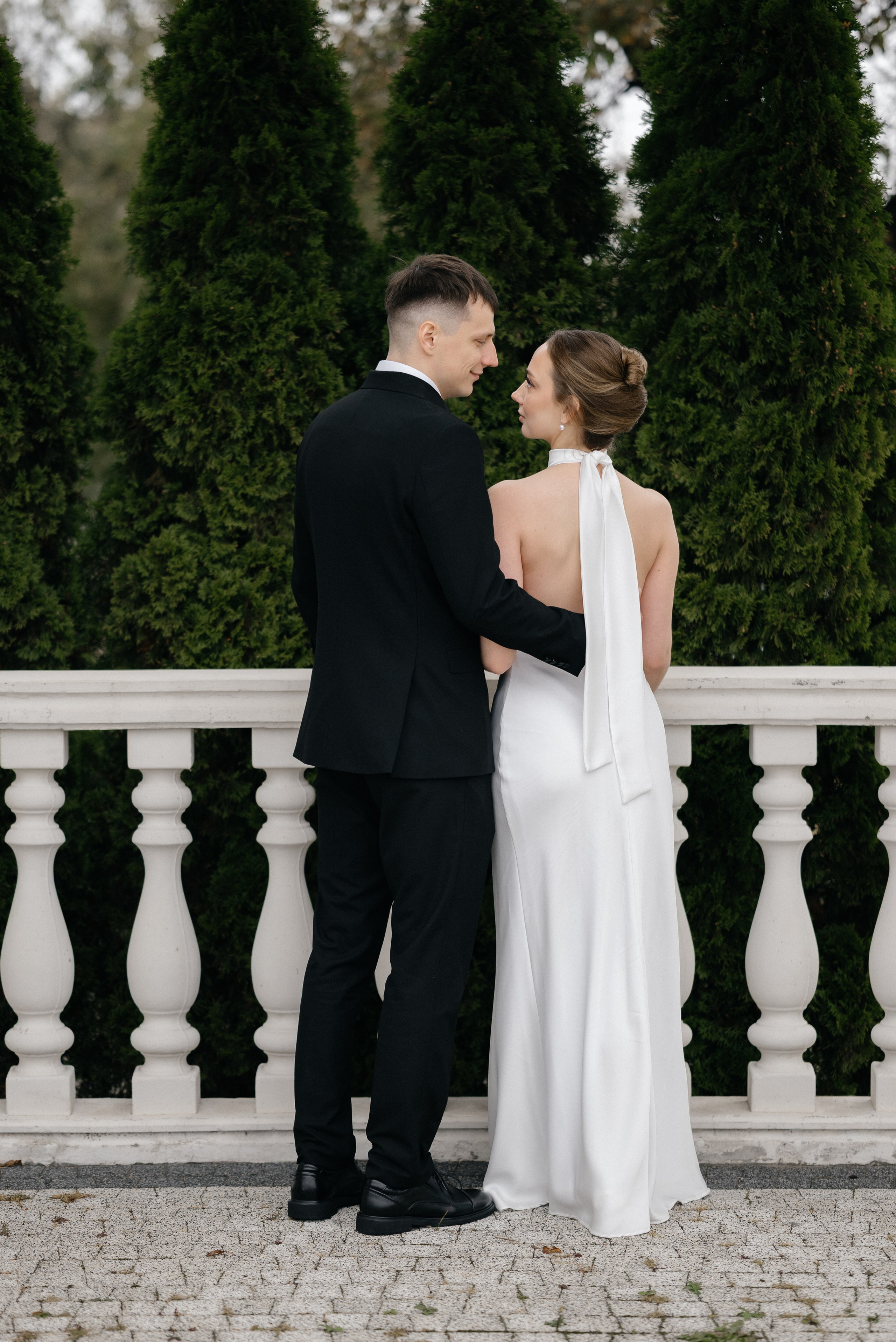 Wedding day in Martinique Bar. Wedding PHOTOGRAPHER Andrew Vnukov