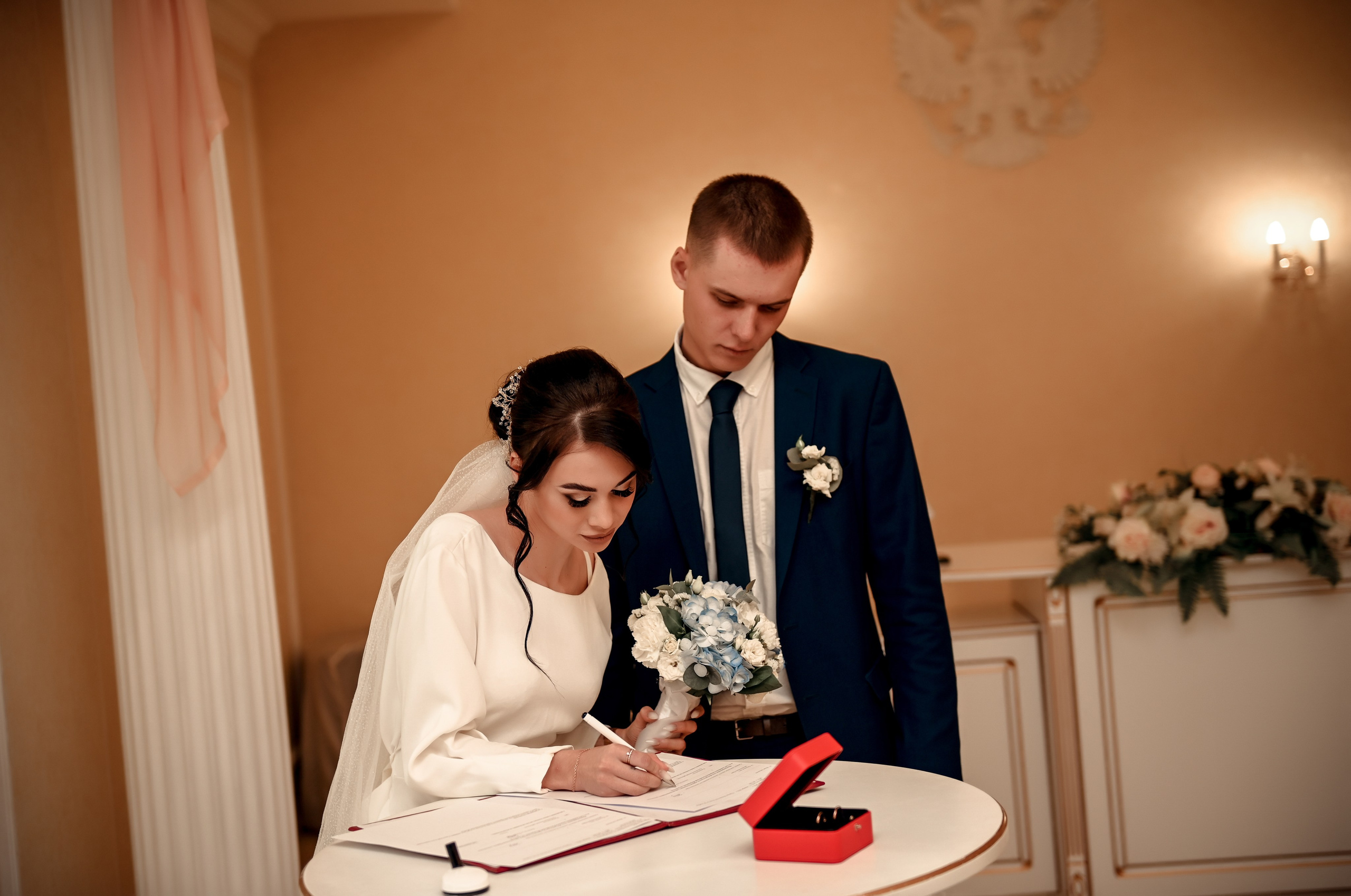 Небольшая часть фото со свадебной съемки Алексея и Даши. Свадебный, семейный, детский, контент фотограф в Омске Максим Ильин