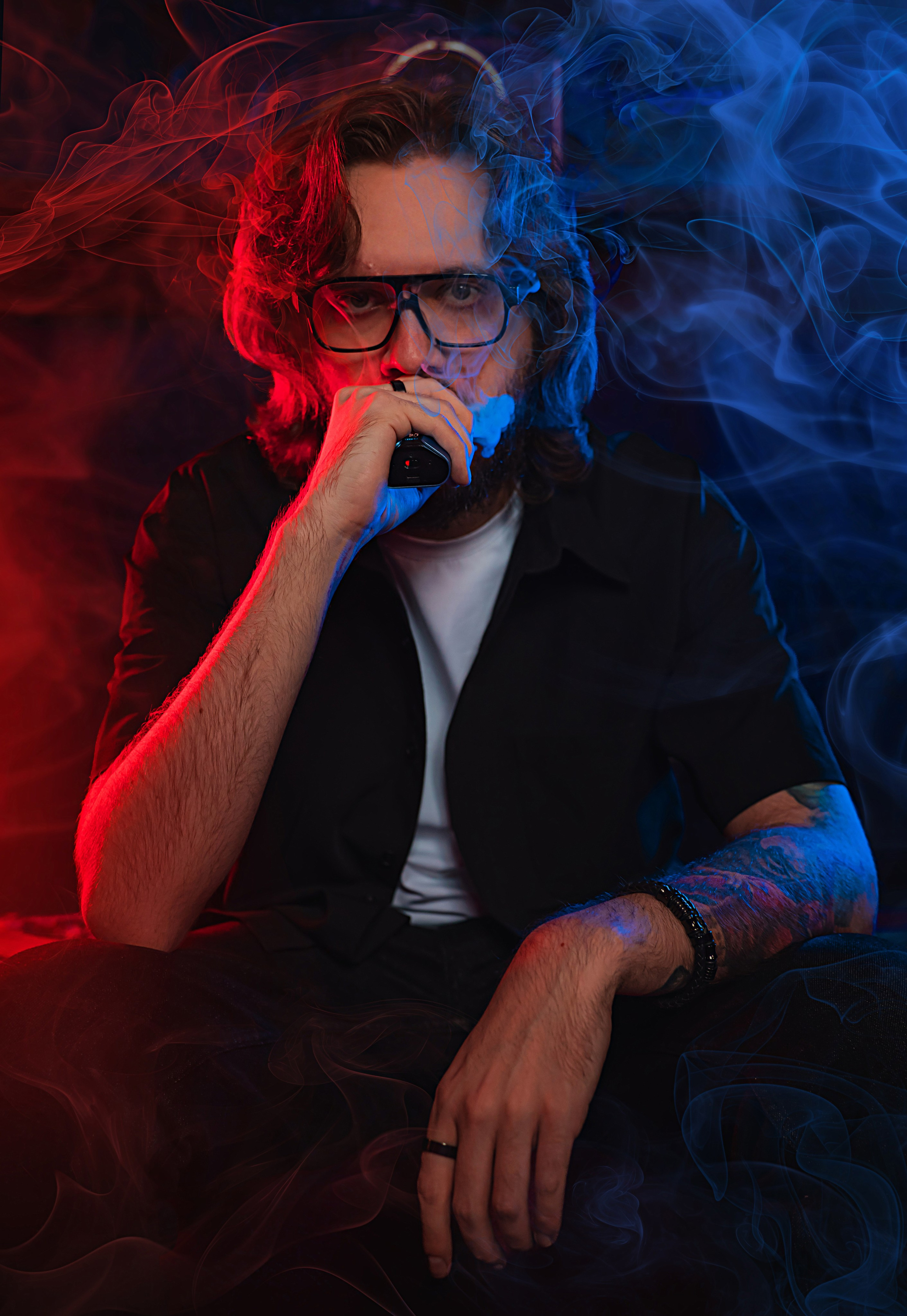 Мрак в неоновых лучах. Репортажный фотограф Анастасия Рубцова