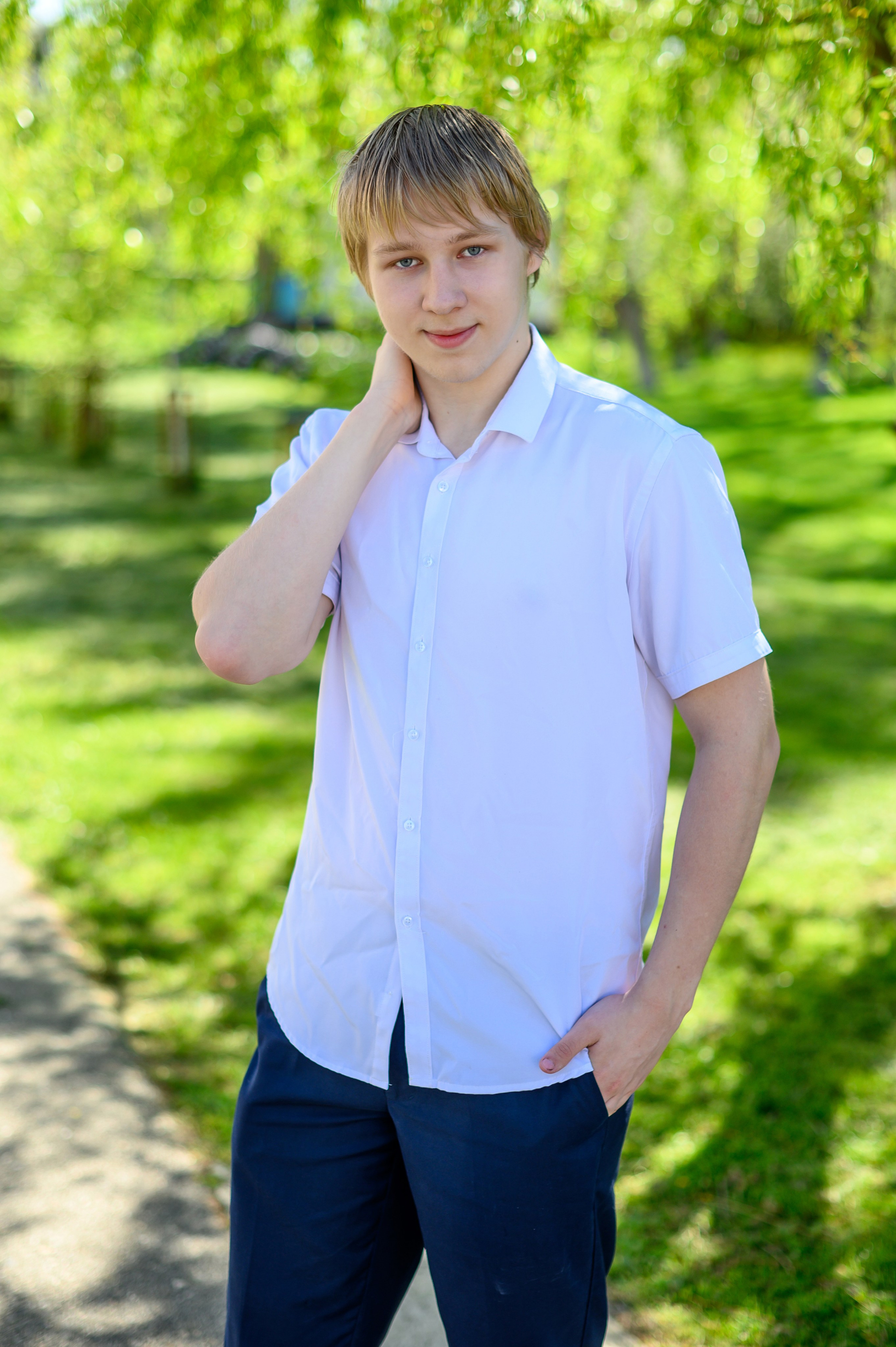 Фотосессия в школьном дворе ст. Саратовская школа 6 9 класс. Вячеслав Скрипник Фотограф Краснодар