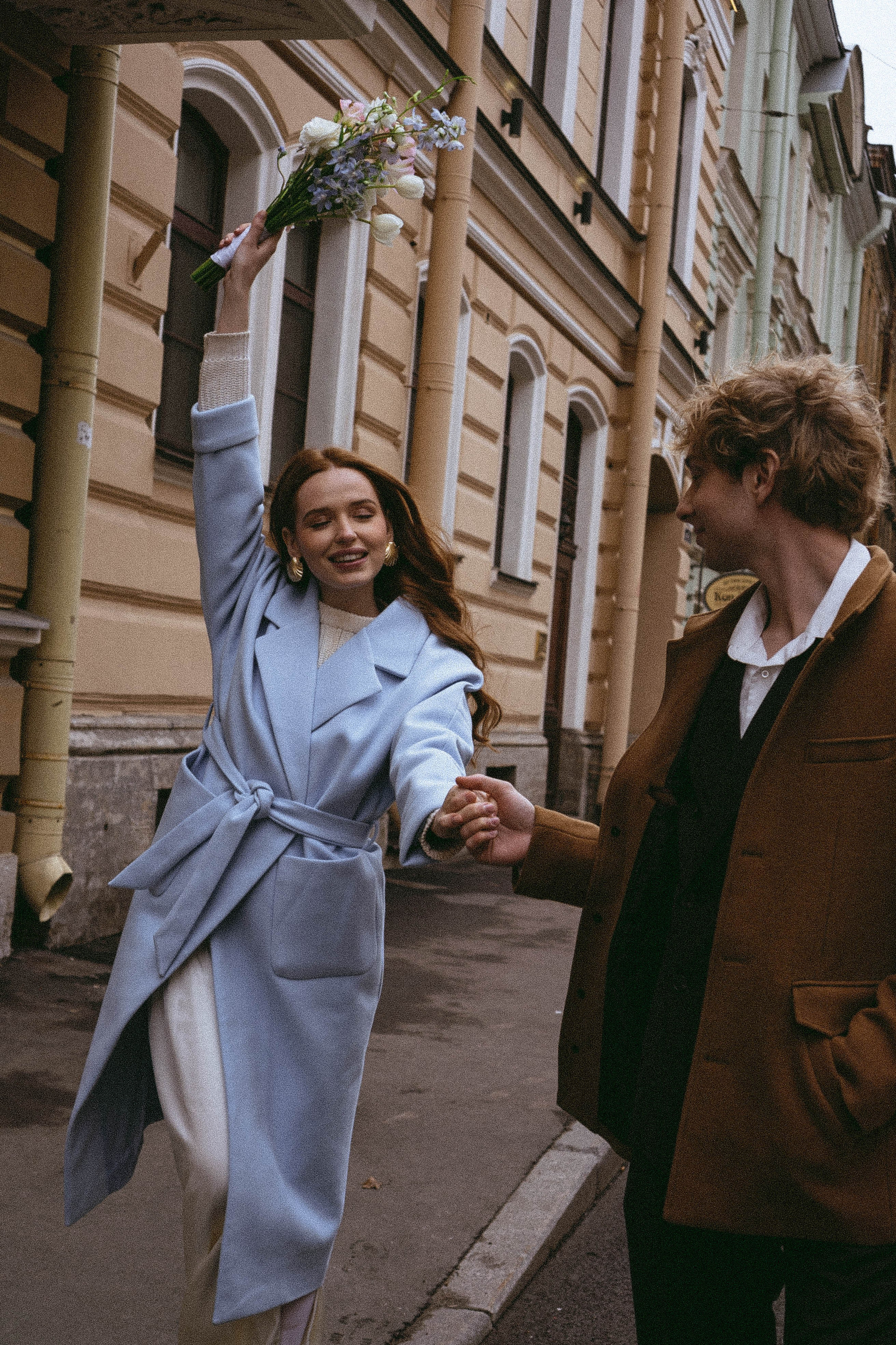 СВАДЕБНАЯ ПРОГУЛКА ПО ПЕТРОГРАДКЕ ВЕСНОЙ (ФОТОСЕССИИЯ ПАРЫ СВАДЕБНАЯ). Профессиональный фотограф, Санкт-Петербург — Виктория Богомолова