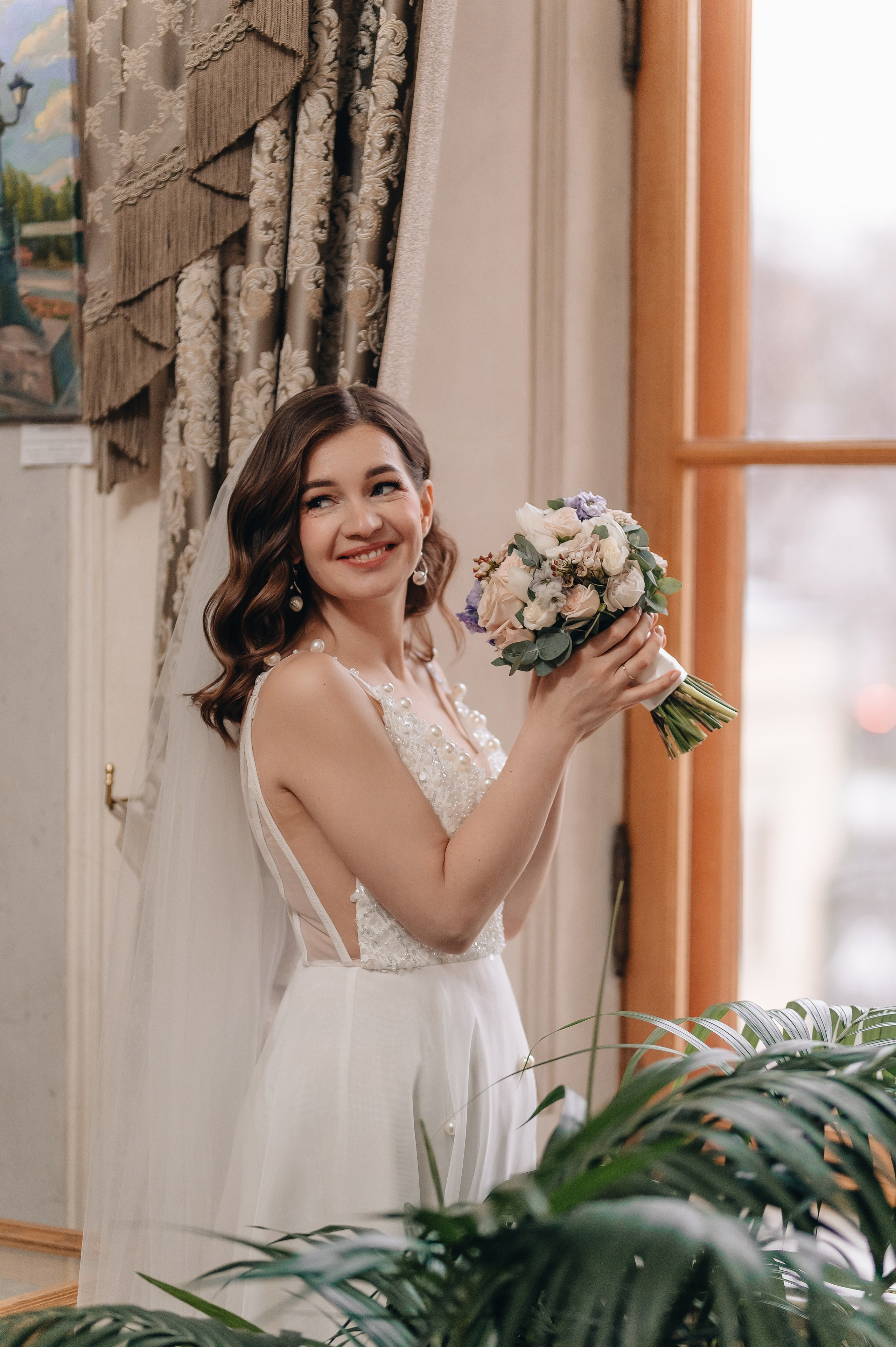 Свадебная фотосессия в библиотеке им. Пушкина. Портретный фотограф Москва Светлана Кашура