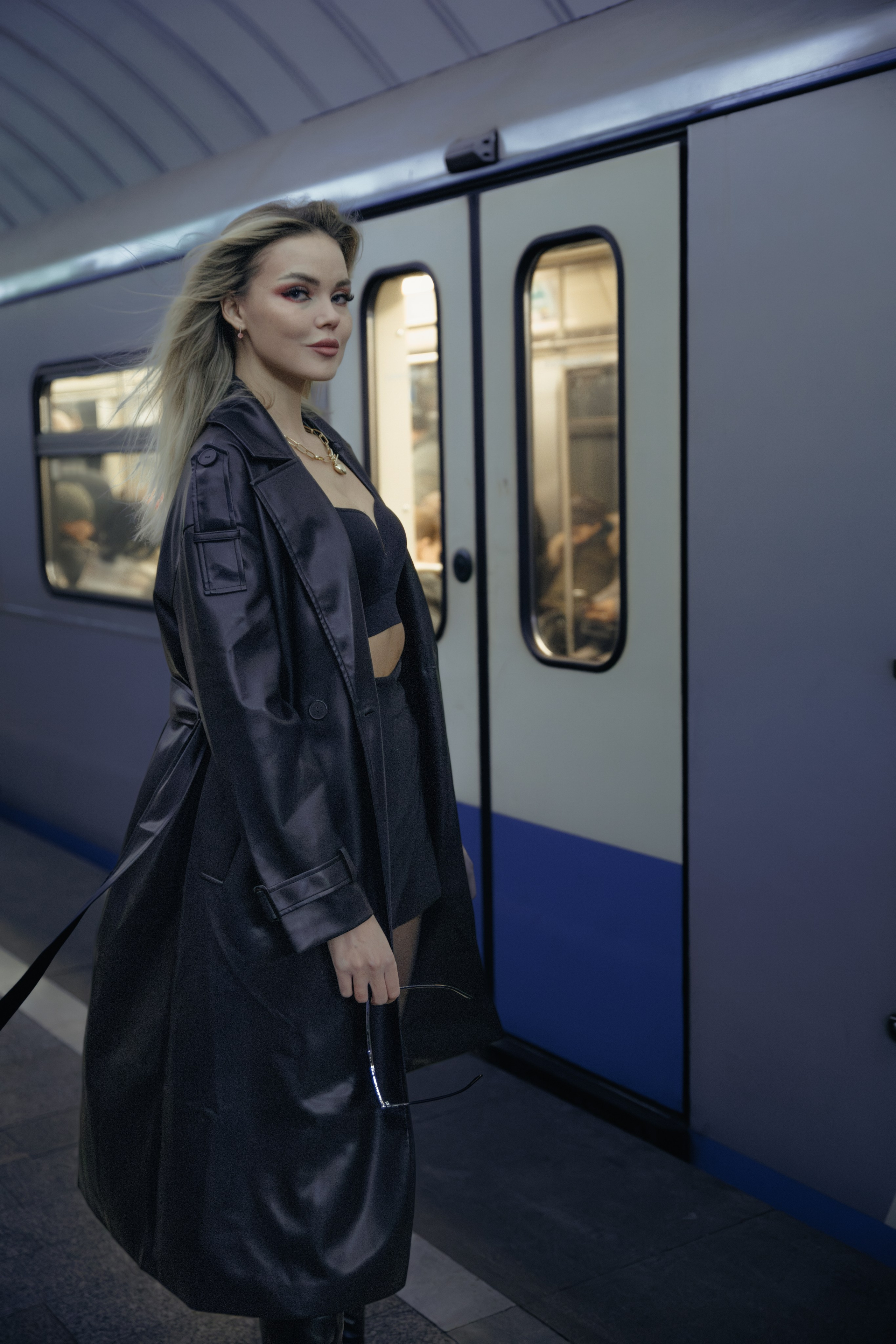 В метро. Фотограф в Москве, Дмитрий Горбатов