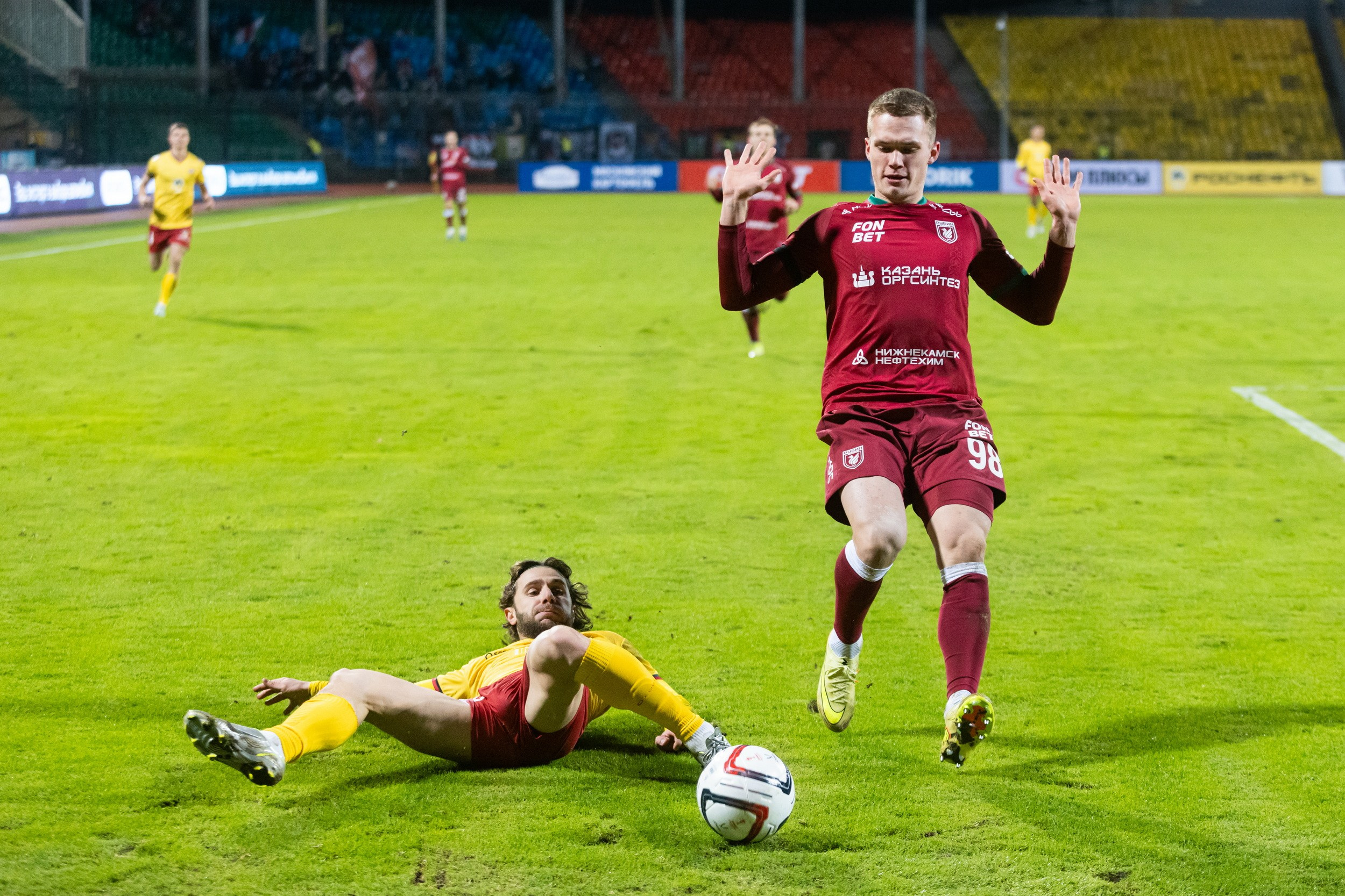 «Арсенал» обыграл «Рубин» по пенальти и вышел в следующий этап Кубка России (25 ноября 2025). Репортажный фотограф Алексей Пирязев