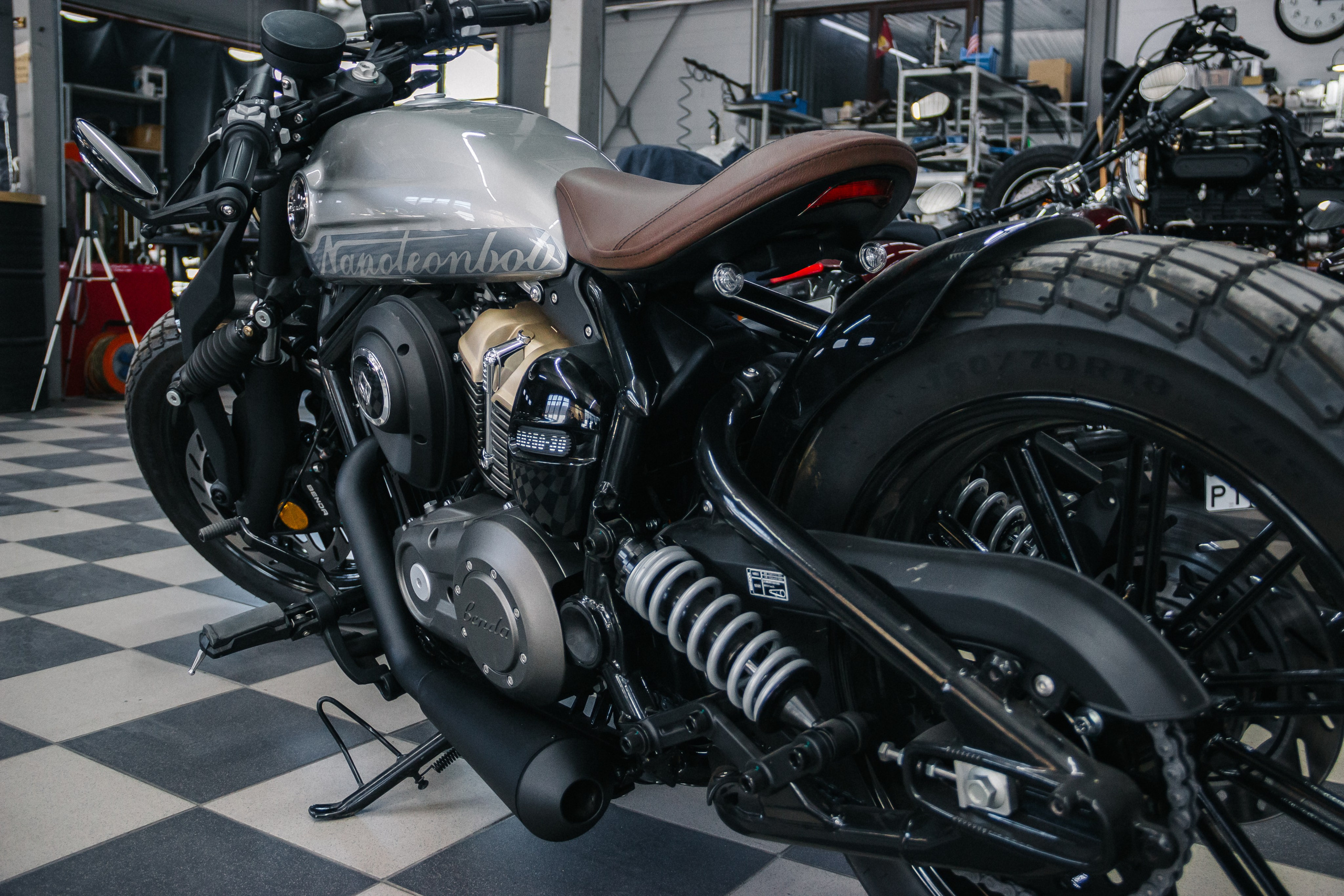 BENDA NAPOLEONBOB. ......