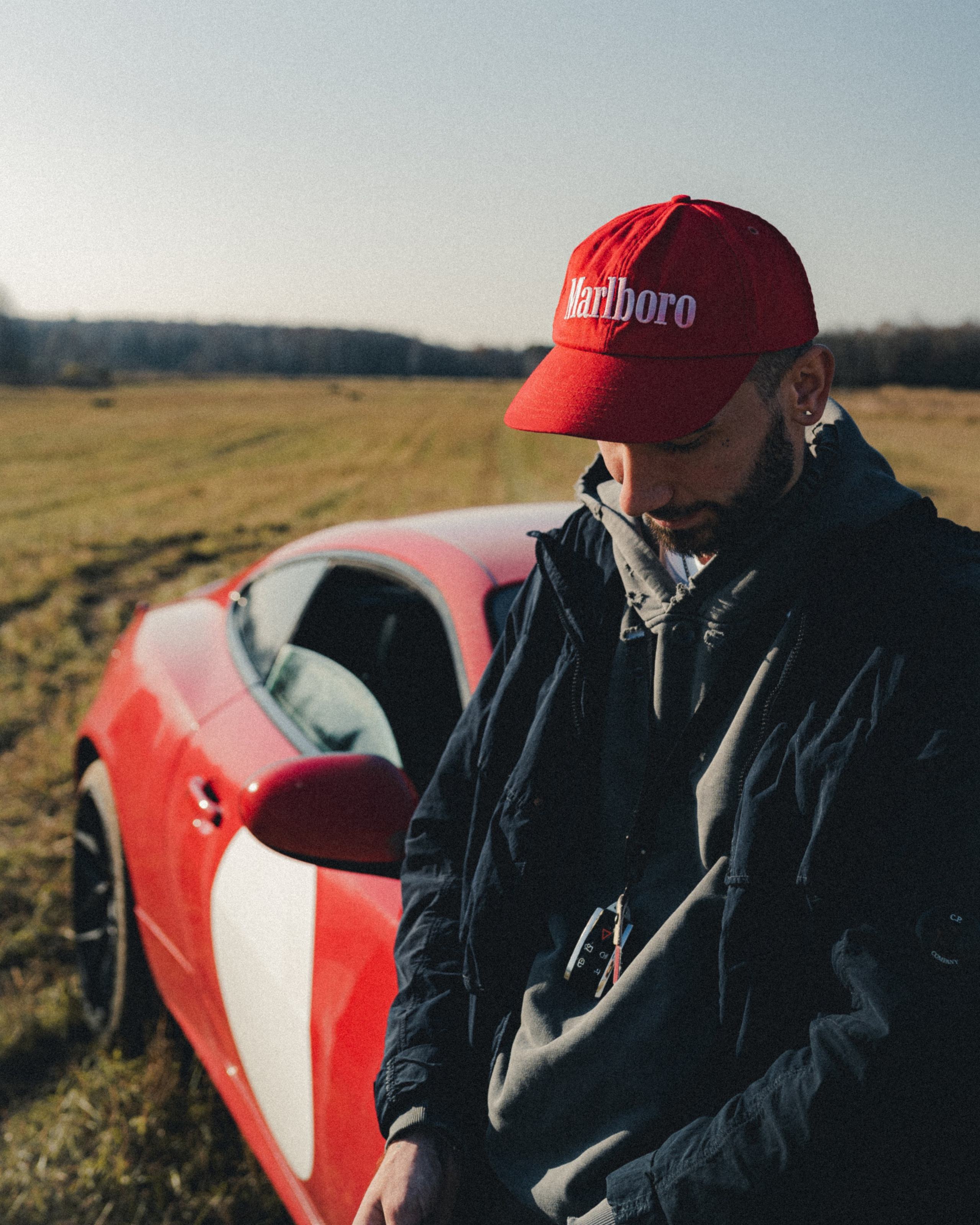 Автомобильная фотосессия Jaguar XK + портрет владельца. Фотограф Илья К. в Москве