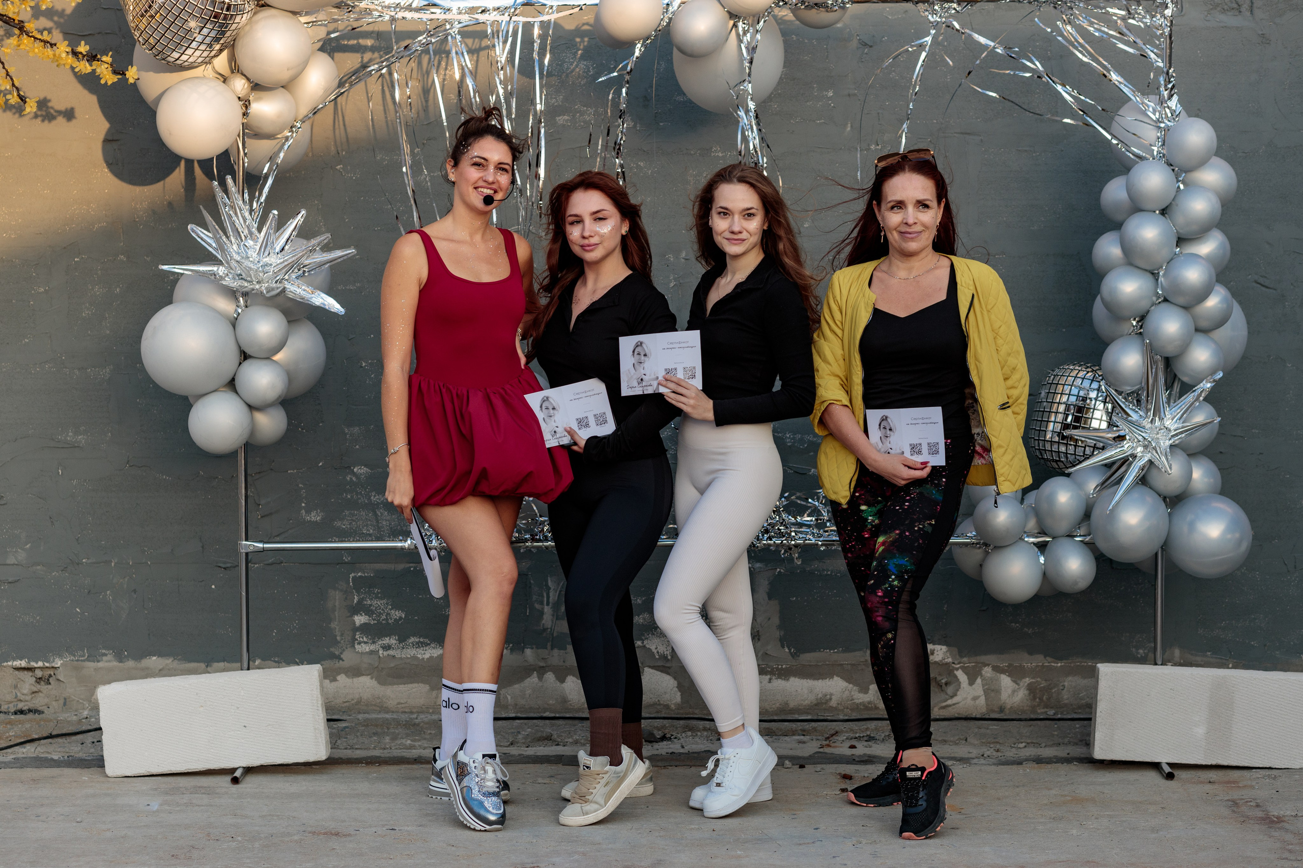 Йога на крыше манежа. Арт фотограф в Саратове, Александр Леонтьев