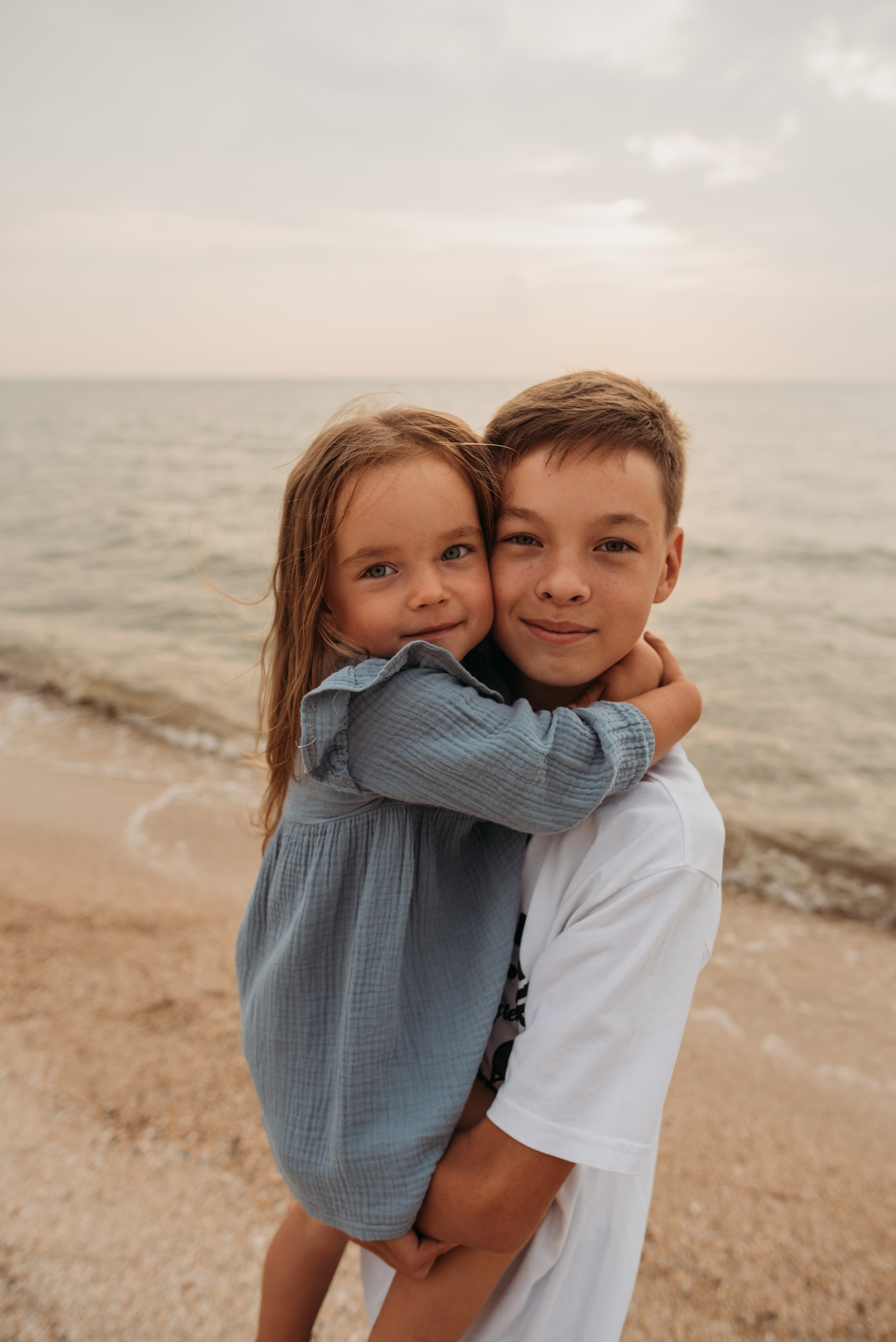 Прогулка на косе. Детский и семейный фотограф выпускной альбом Приморско-Ахтарск
