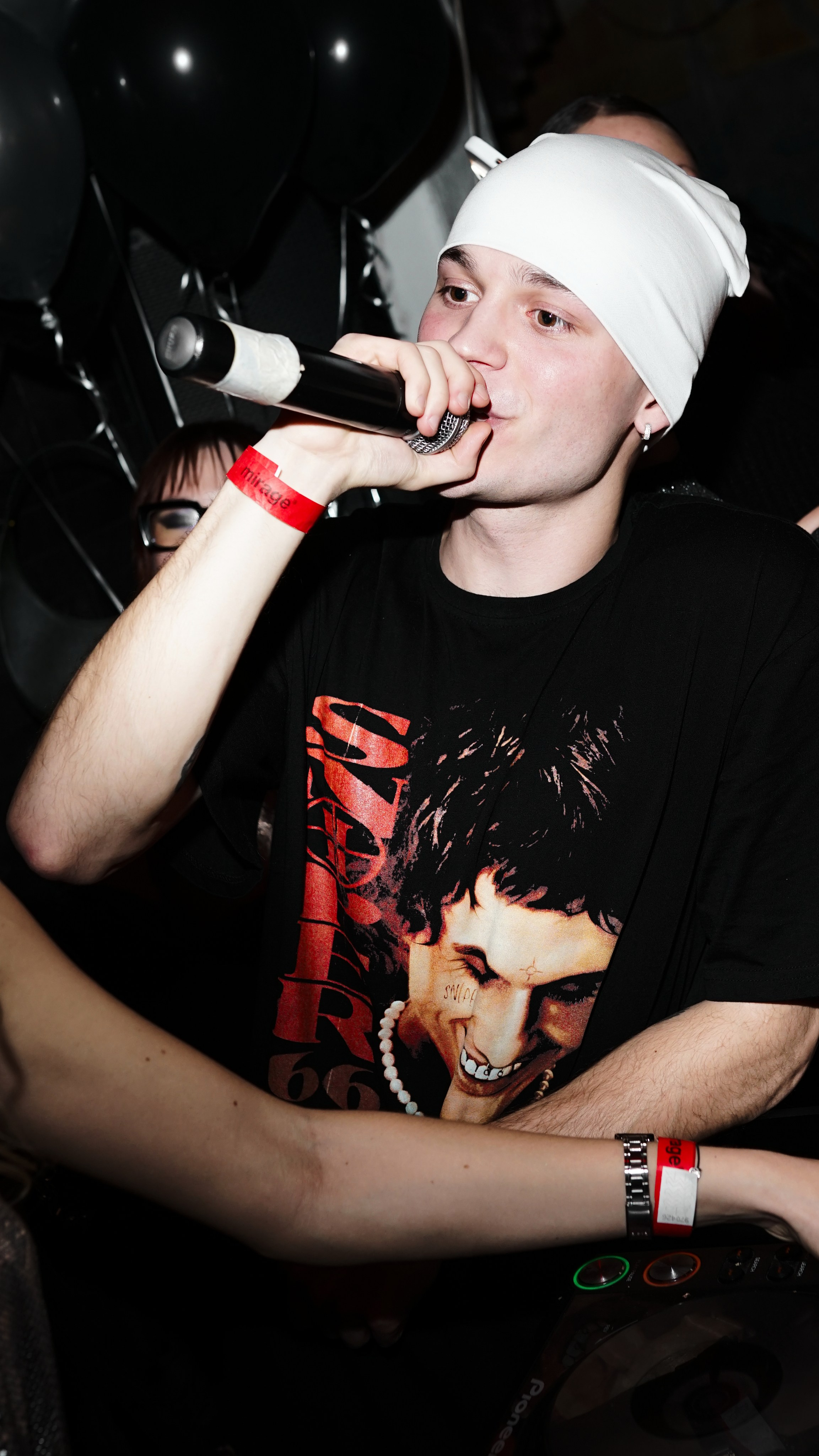 MadeKris. Коммерческий и репортажный фотограф в Санкт-Петербурге — Туся Сушка