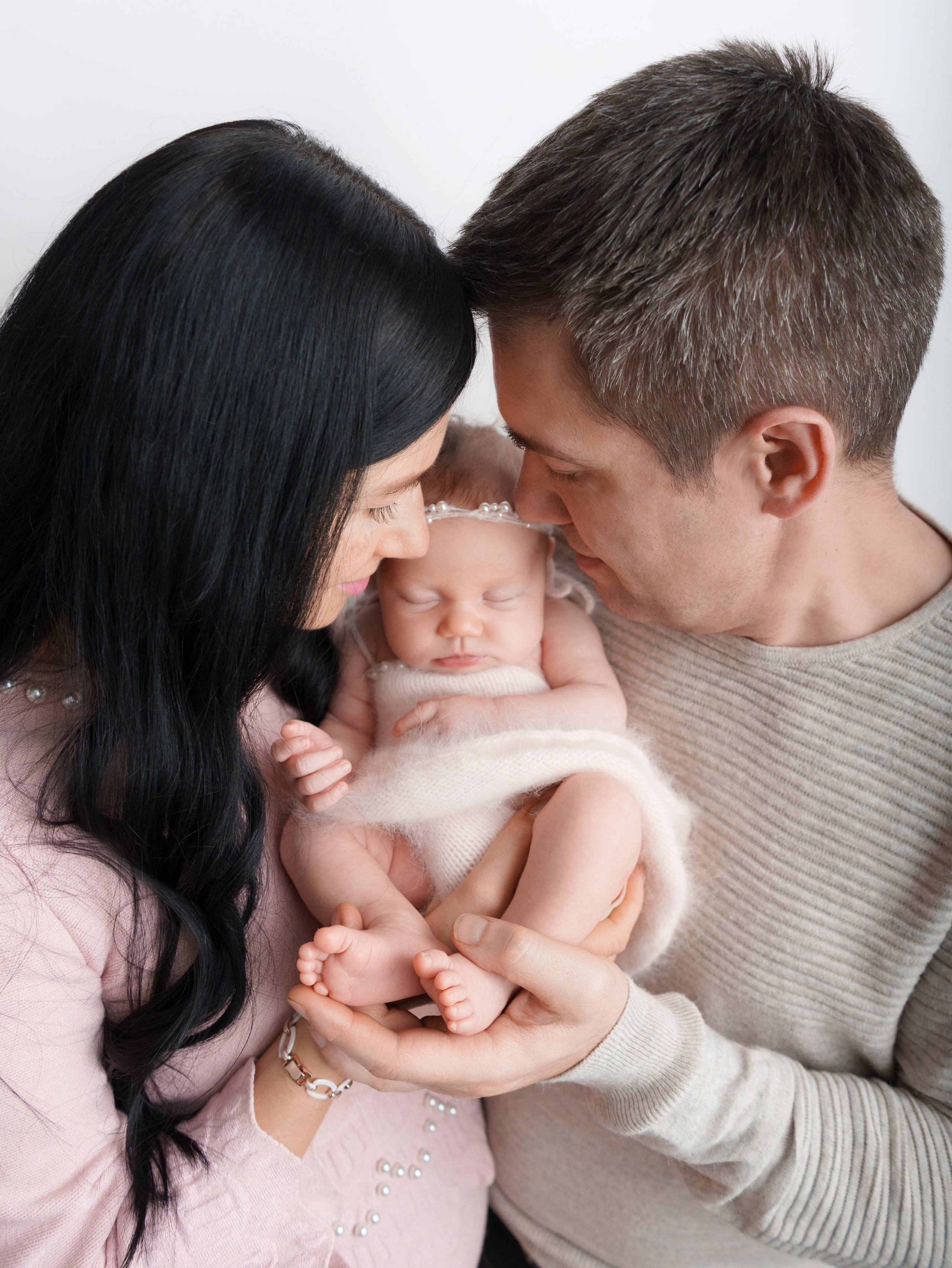 Фотосессия новорожденного. Профессиональный фотограф новорожденных Тверь