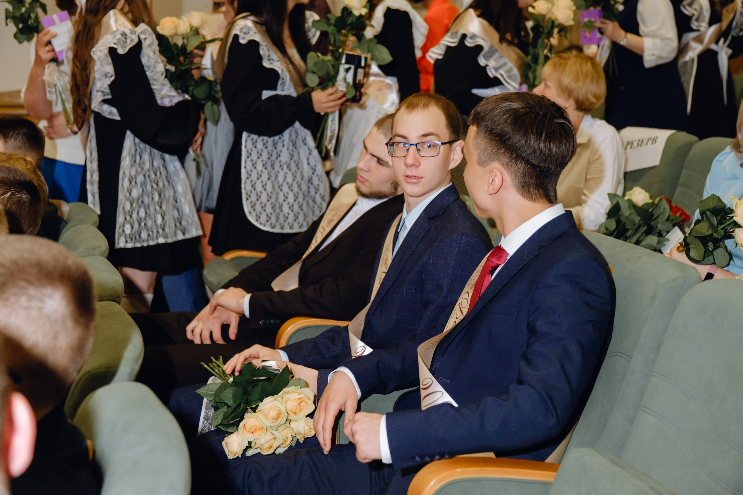 Последний звонок 11 класс. Фотограф Софья Володкина