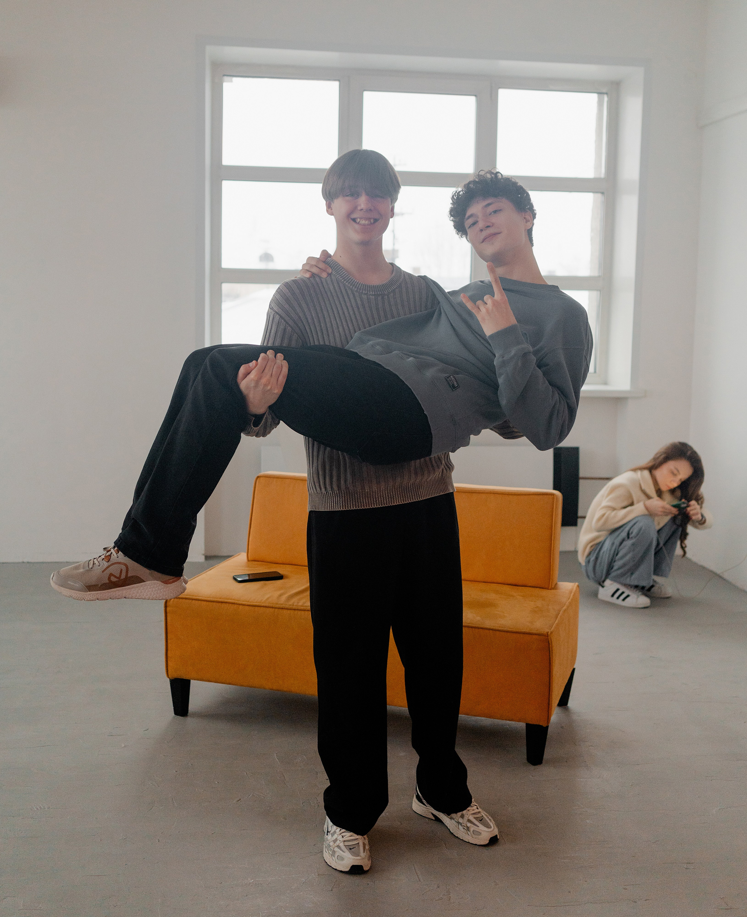 11 класс Студия. Фотограф Софья Володкина