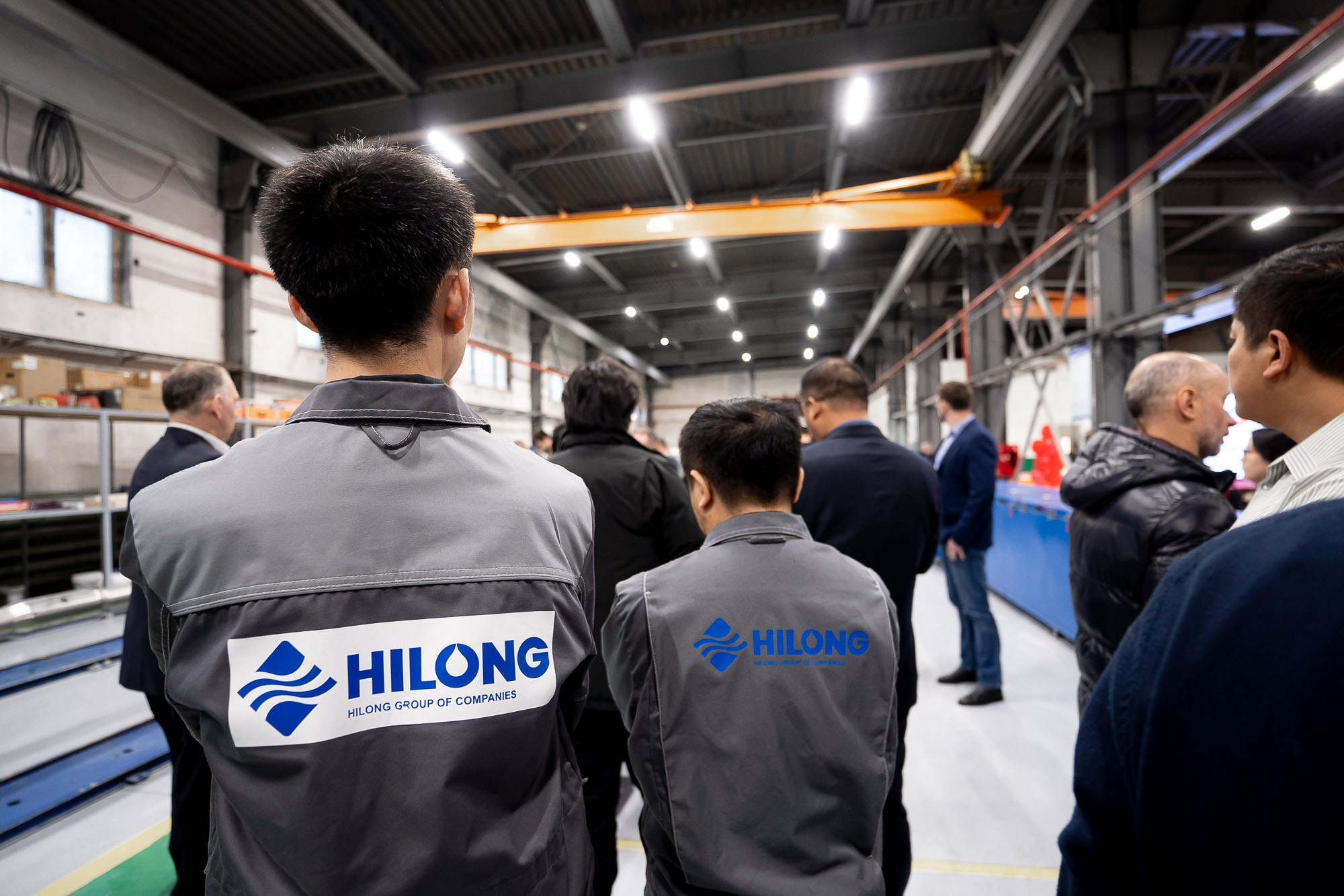 Открытие сервисного центра HILONG. Сергей Кошкин. Репортажная и ивент-фотография в Сургуте