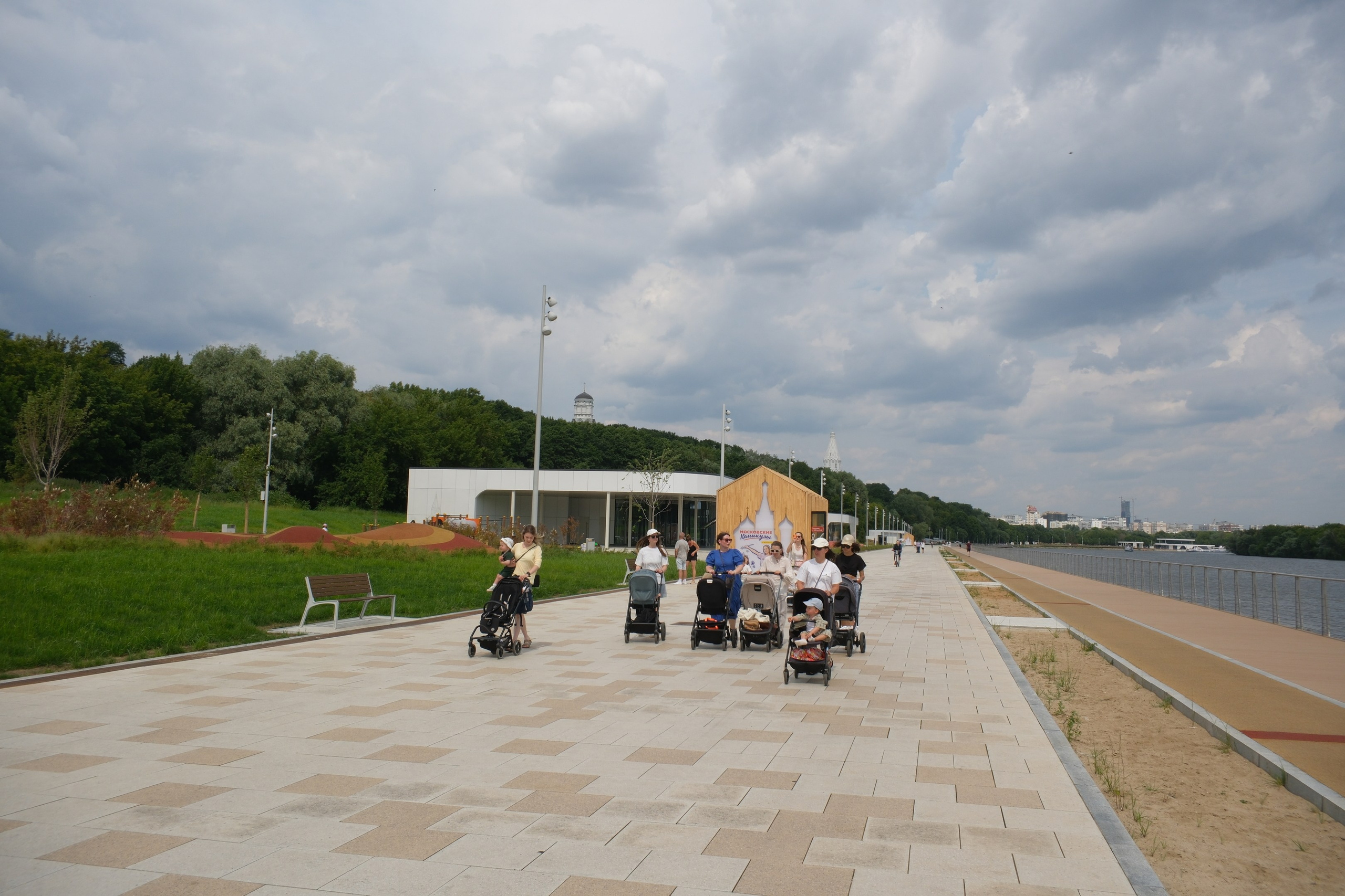 В Коломенском 07.07.2025. Улица, люди, жизнь…